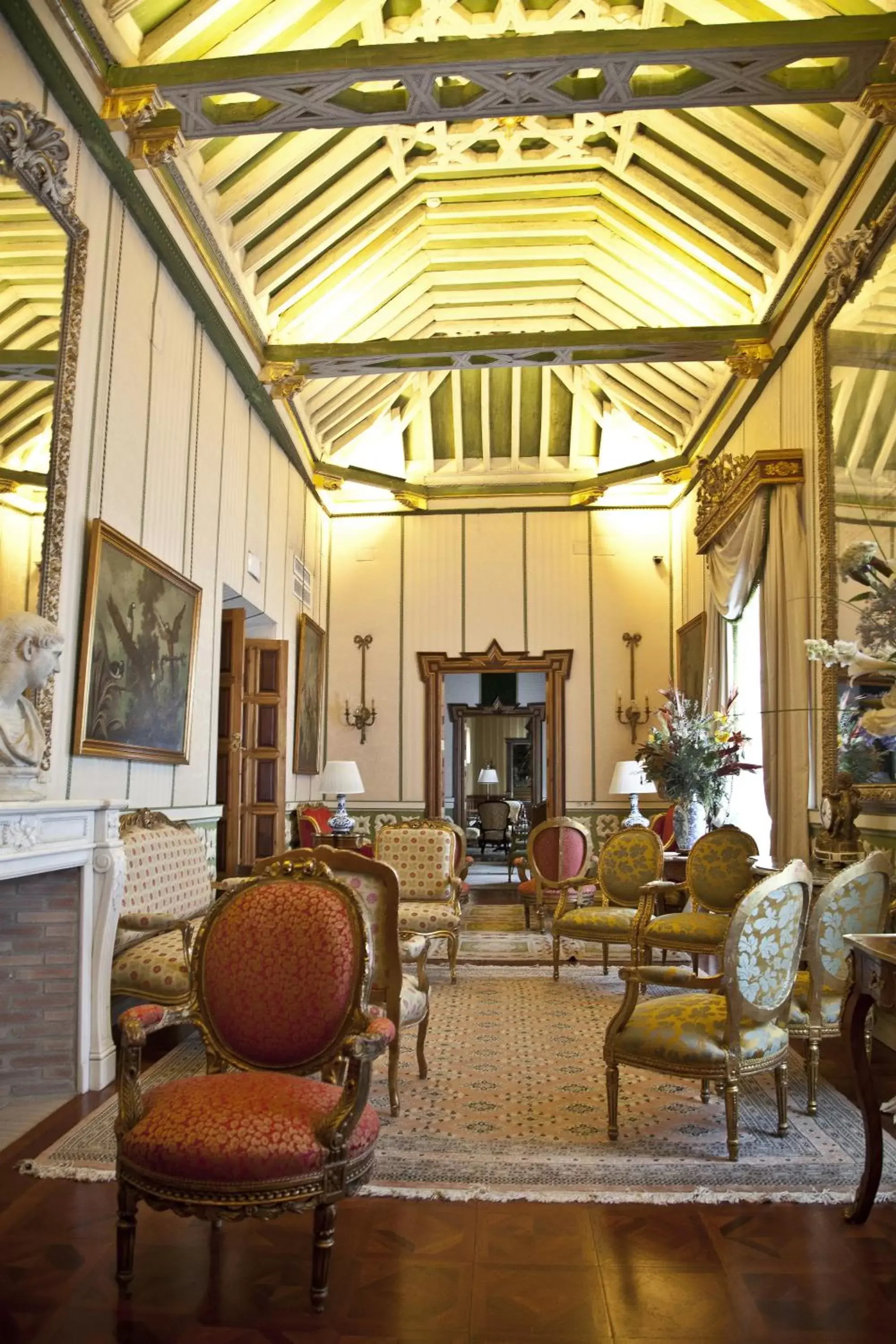 Lounge or bar, Seating Area in Hotel Las Casas de la Judería