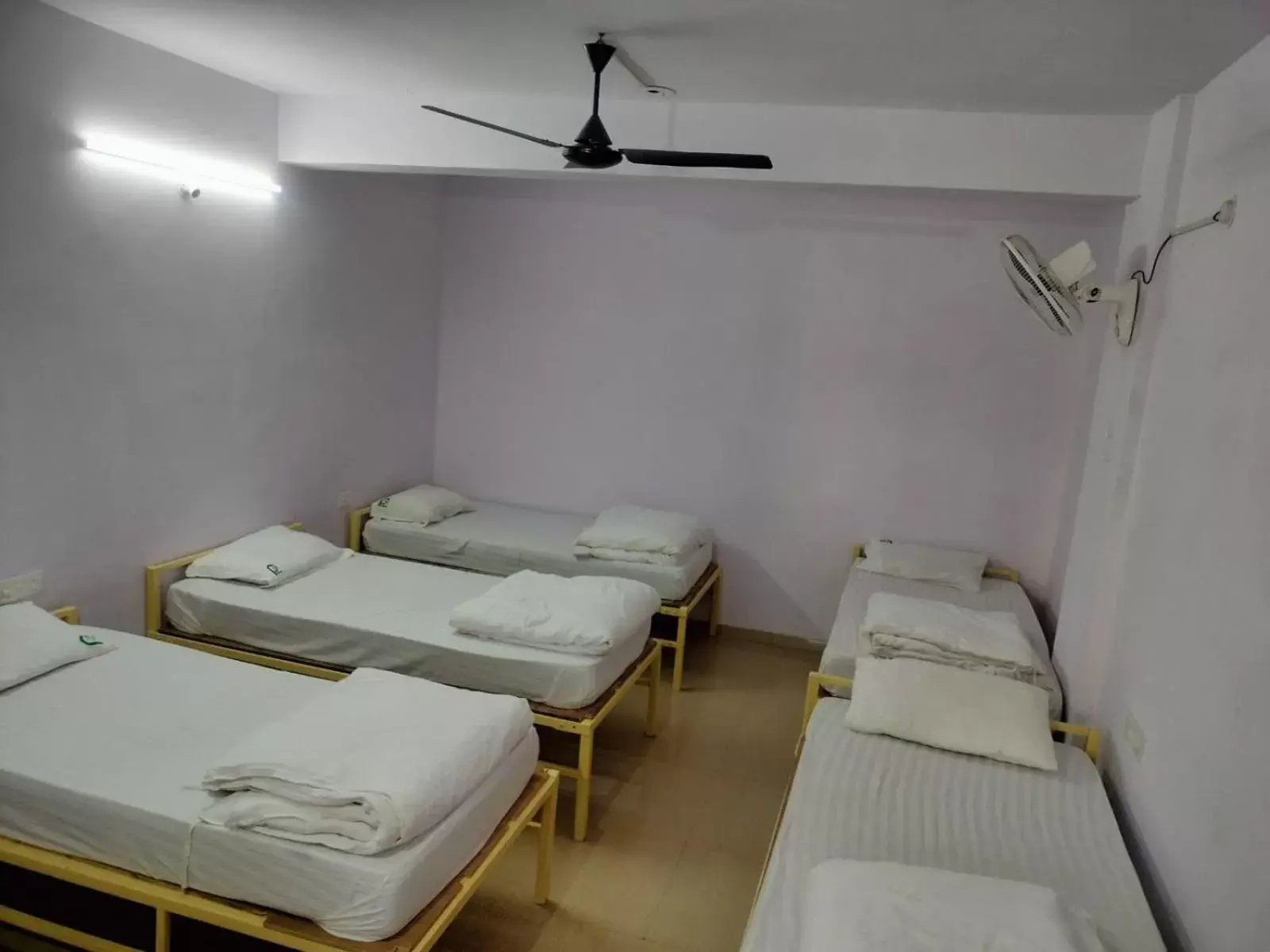 Mixed Dormitory Room in HOTEL PURI GREENS Mixed Dormitory Room in HOTEL PURI GREENS