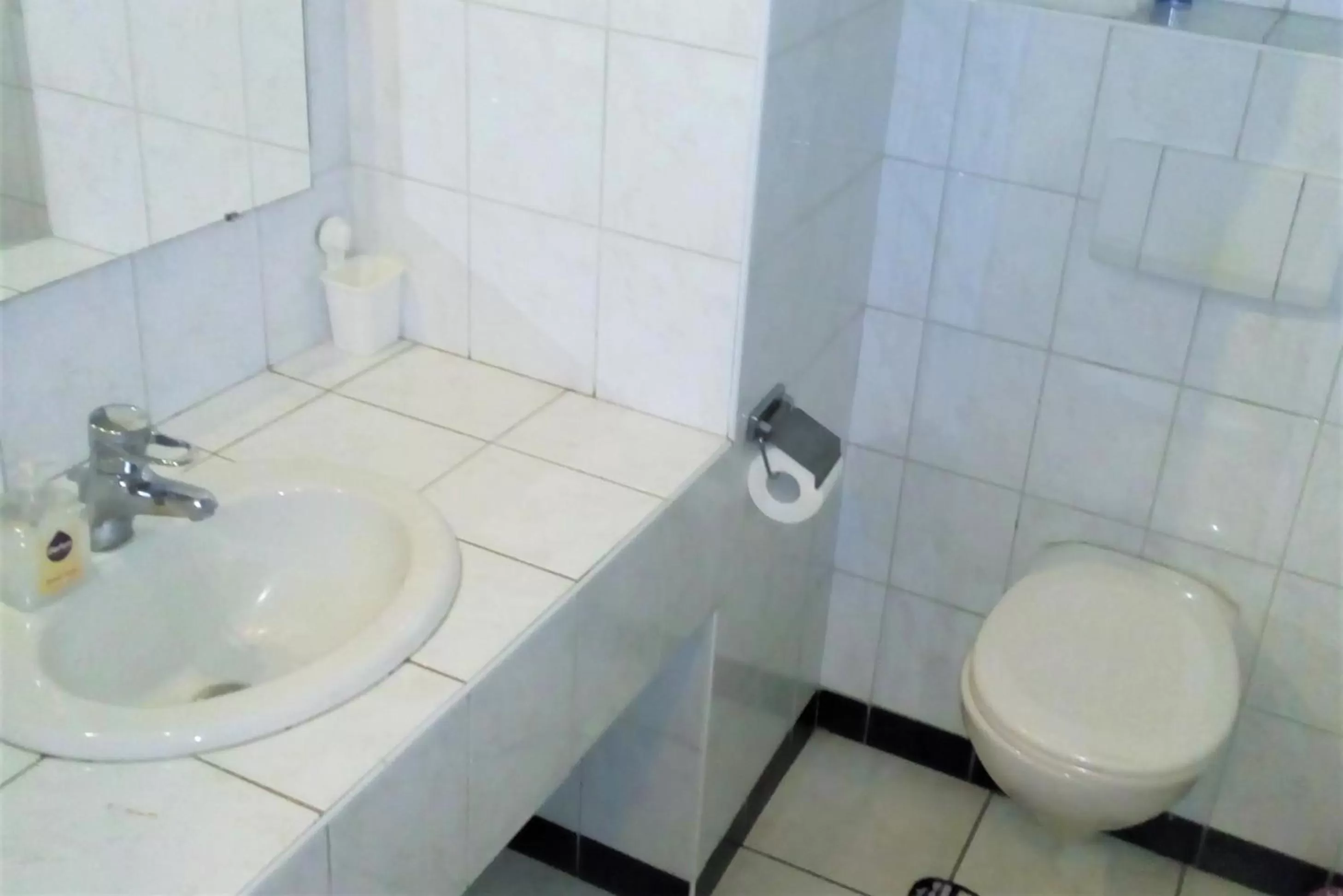 Toilet, Bathroom in Zeelandia Suites