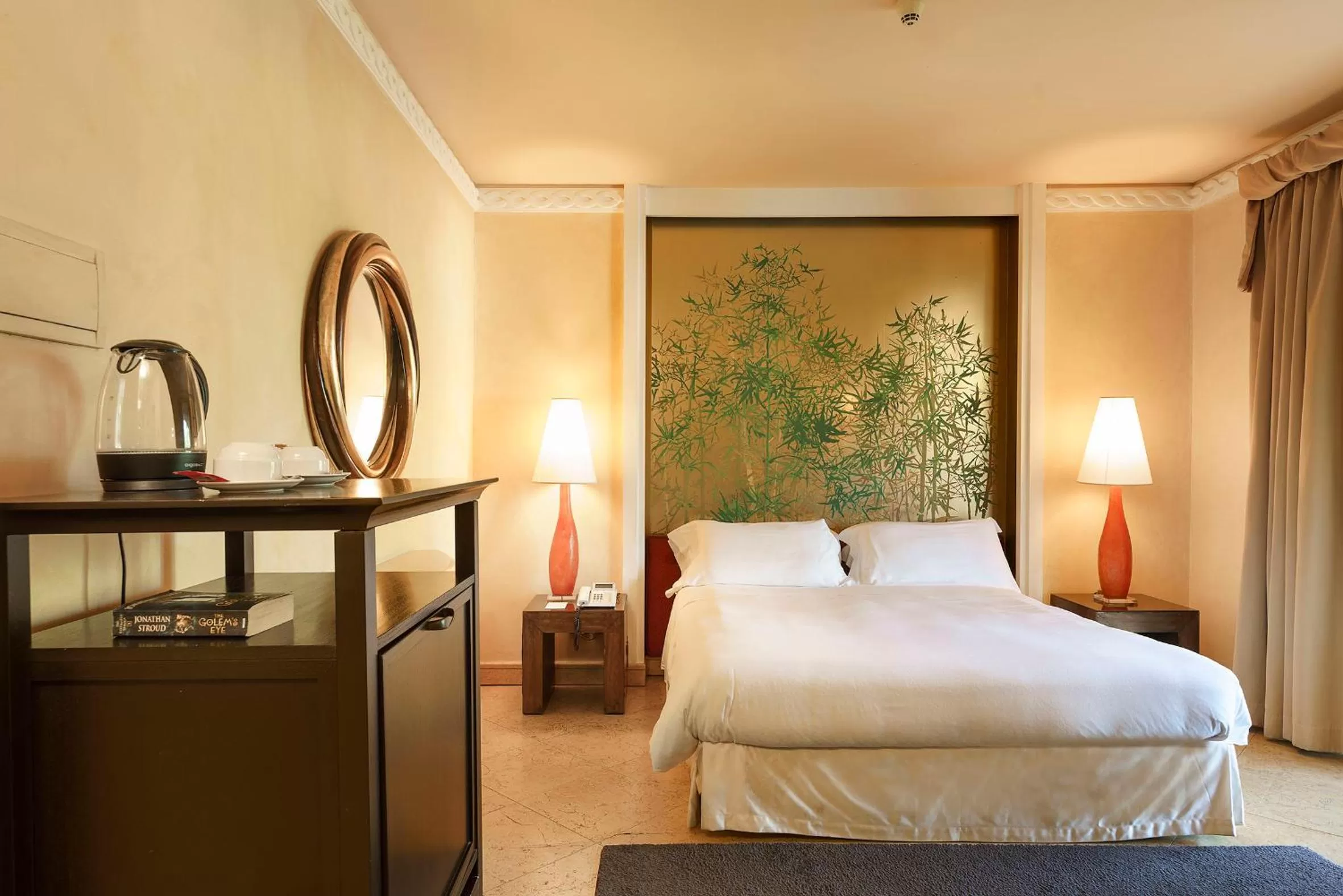 Photo of the whole room, Bed in Romano Palace Luxury Hotel