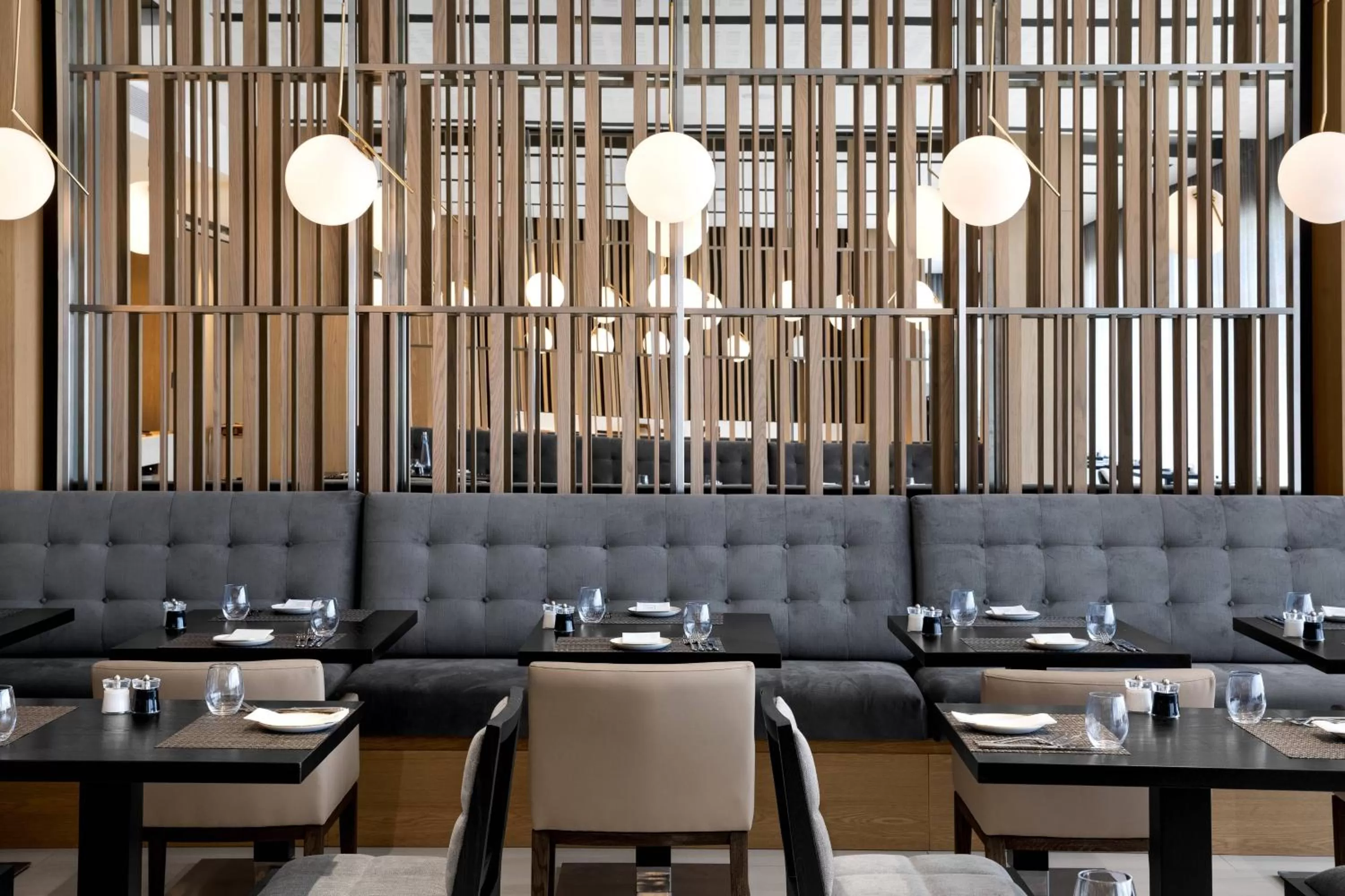 Restaurant/places to eat in AC Hotel by Marriott Cape Town Waterfront