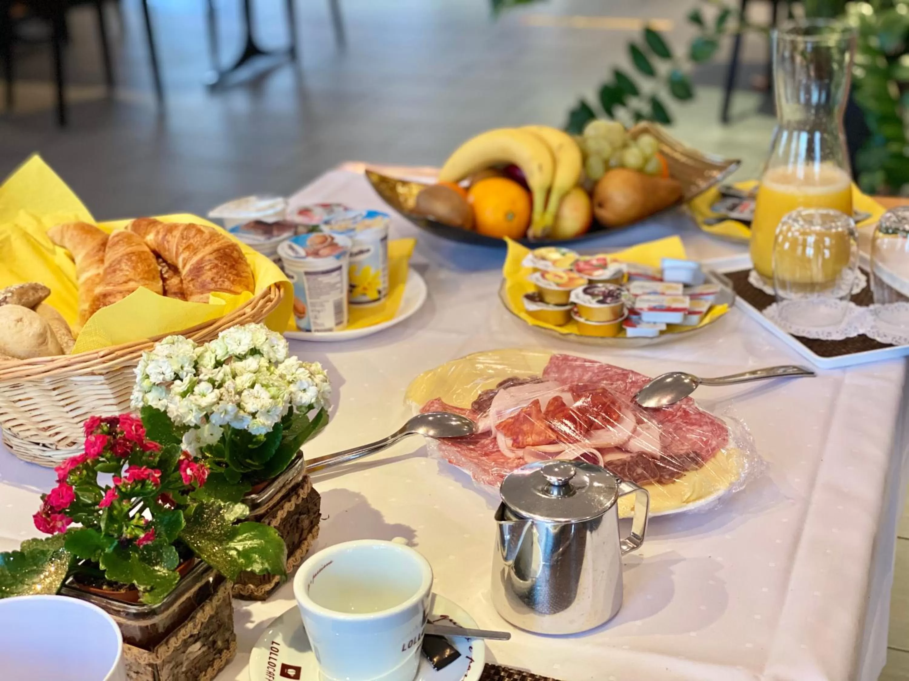 Breakfast in Hotel Hirschen Hinwil