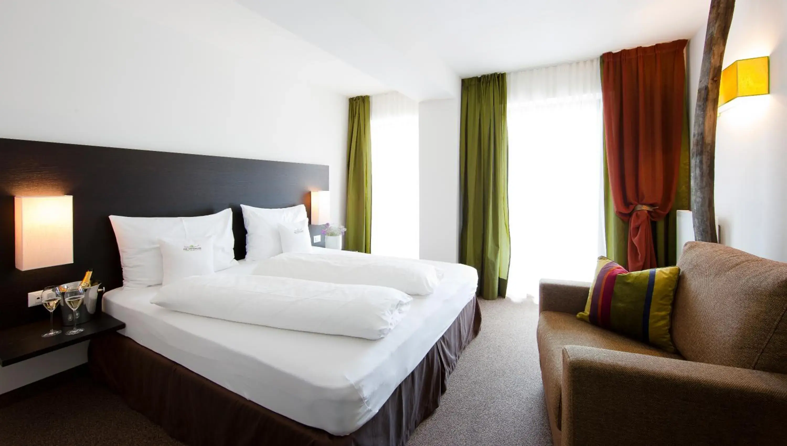 Bedroom, Bed in Hotel Der Weinmesser