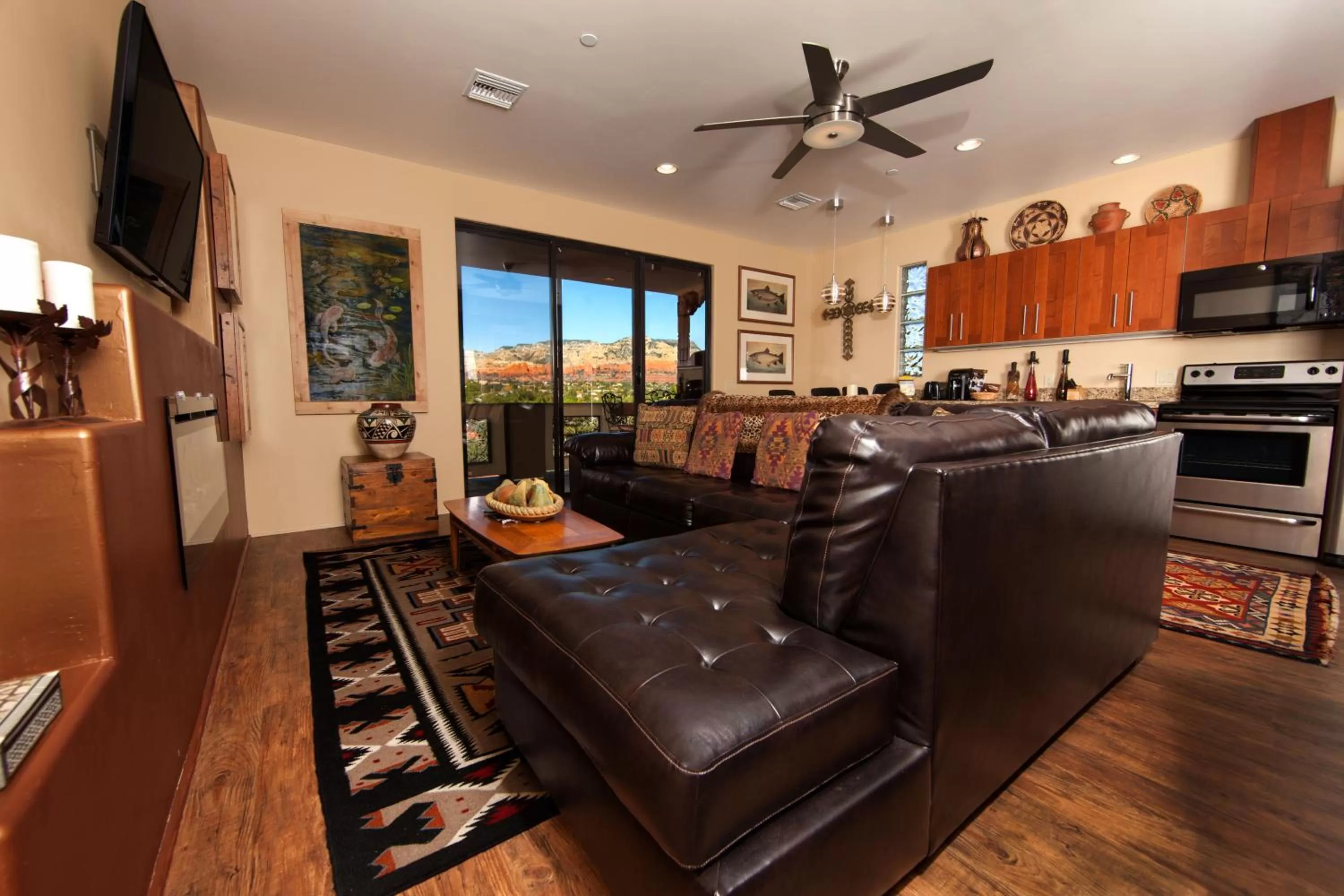 Communal lounge/ TV room in A Sunset Chateau