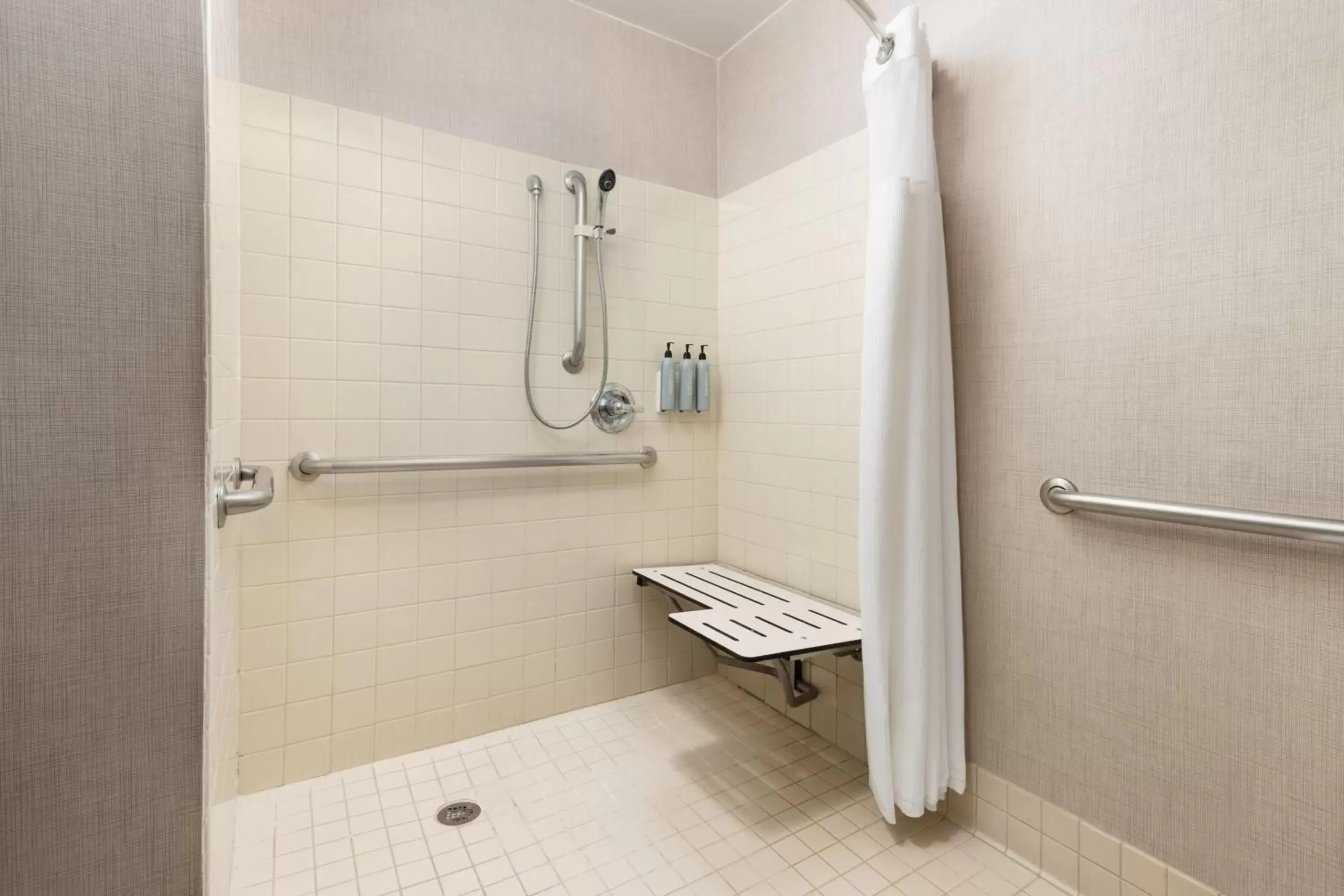 Bathroom in Residence Inn Potomac Mills Woodbridge