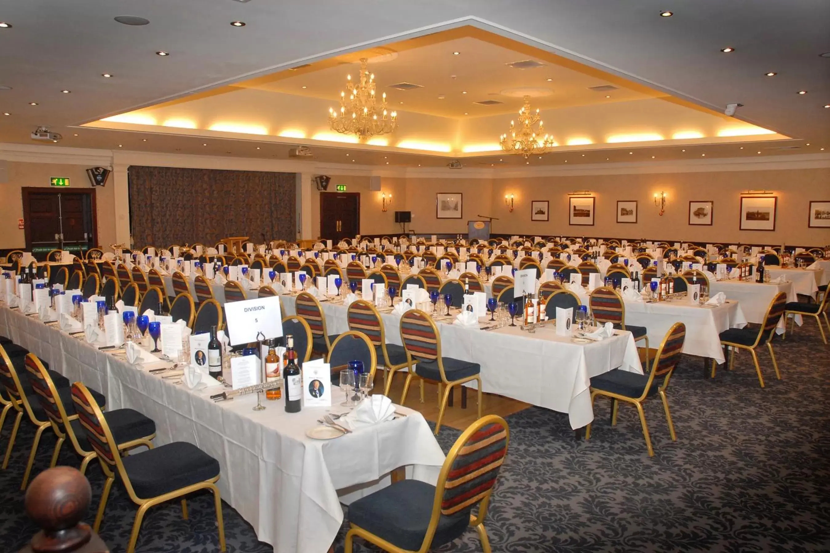 Banquet/Function facilities, Banquet Facilities in Salutation Hotel