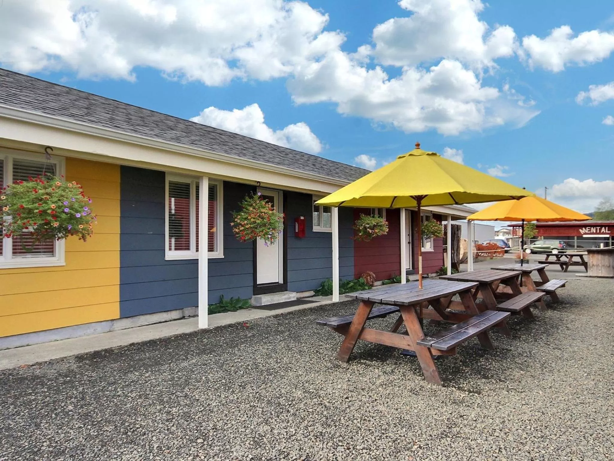 Property building in Pitchwood Inn