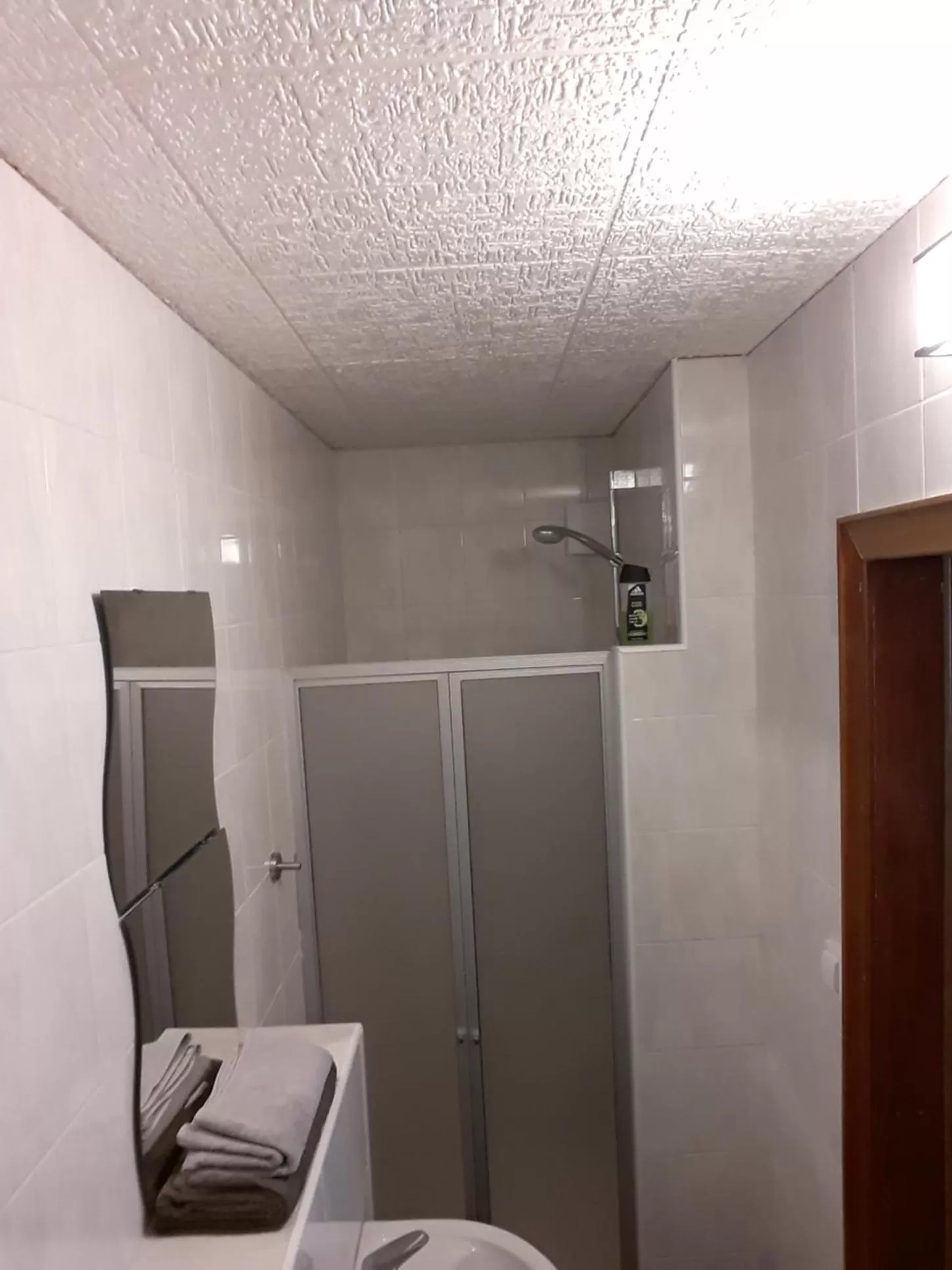 Shower in Sunrise B&B Hellenthal