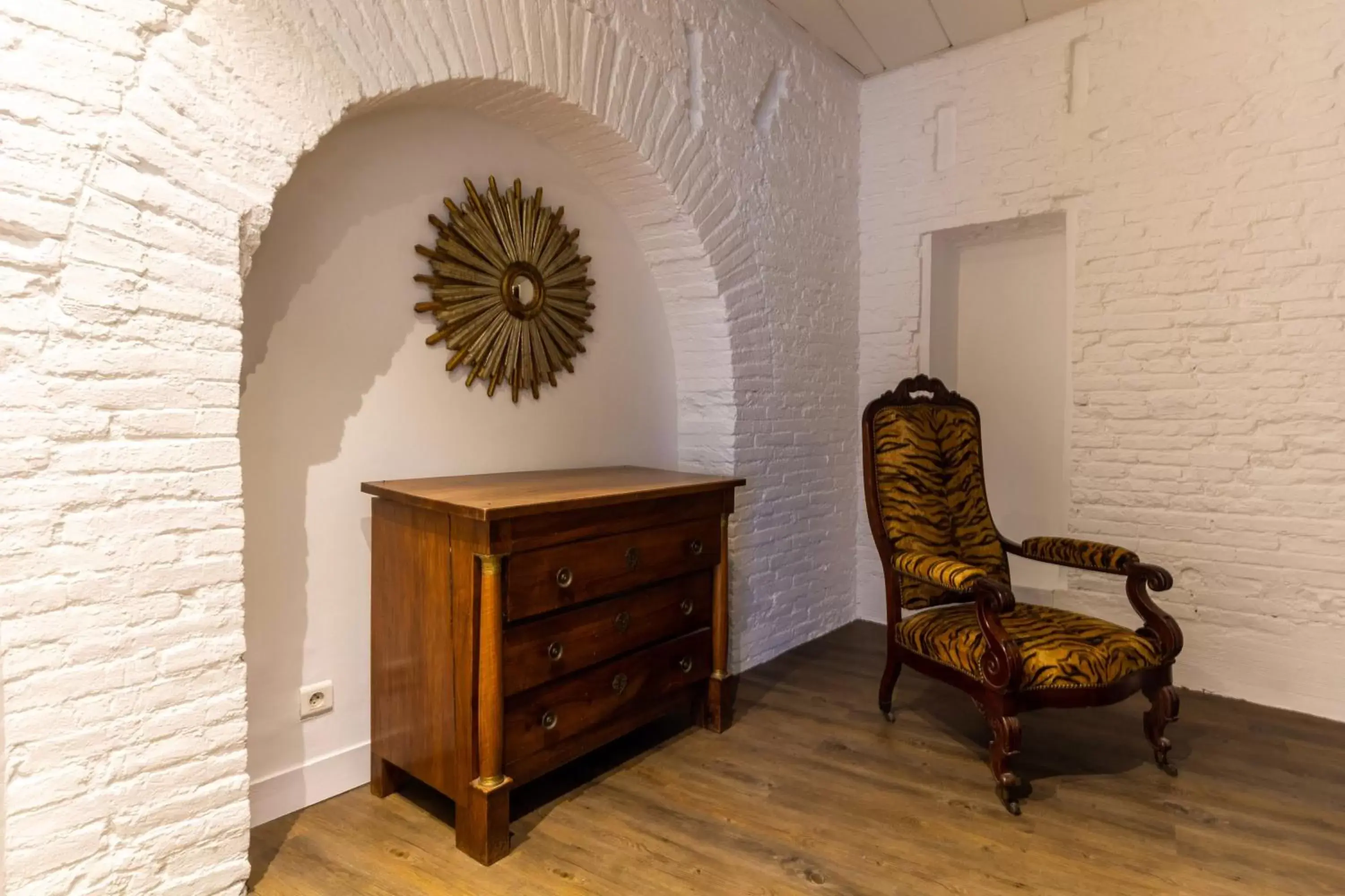 Living room, Seating Area in Hôtel de France