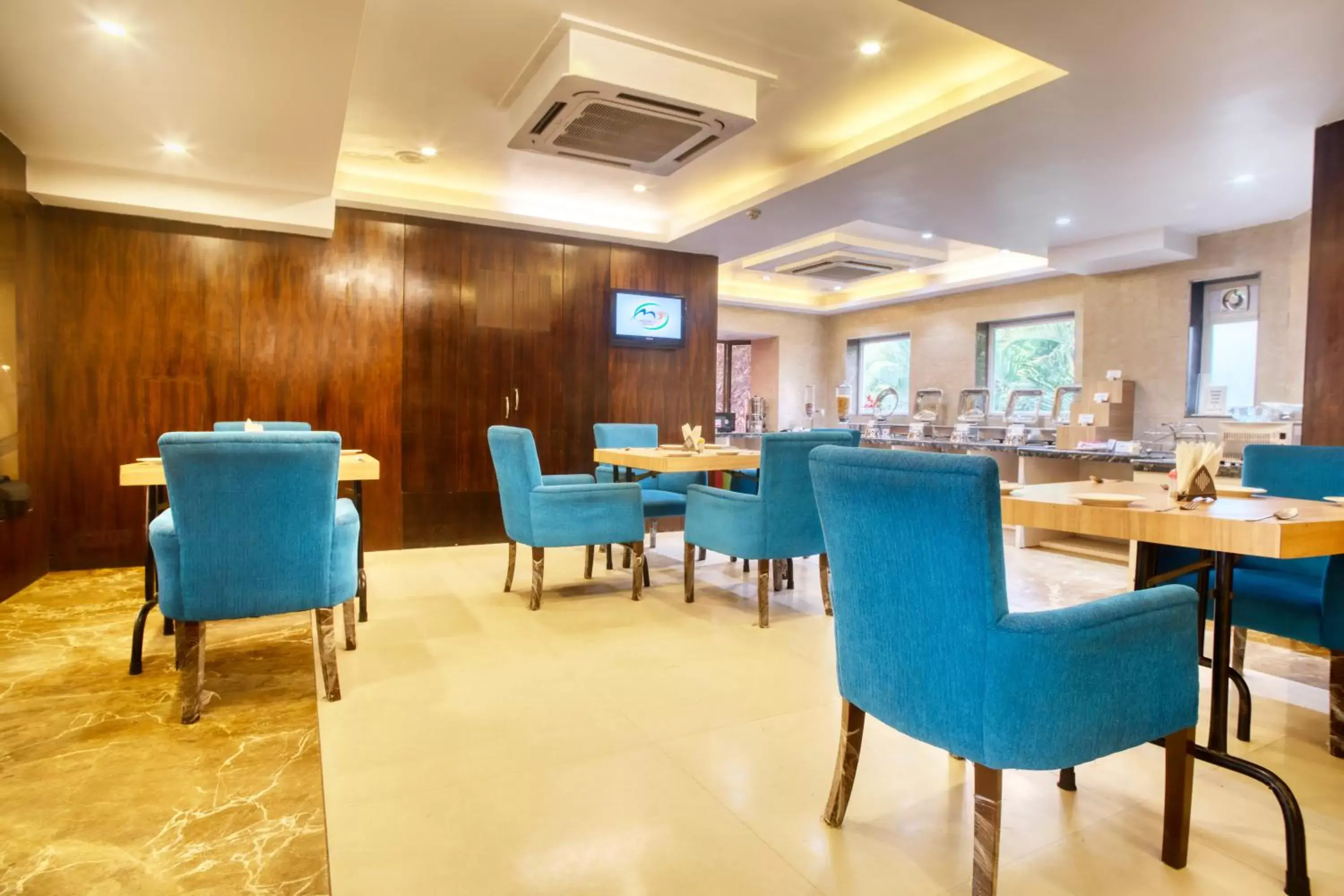 Restaurant/places to eat in Roland Hotel Restaurant/places to eat in Roland Hotel