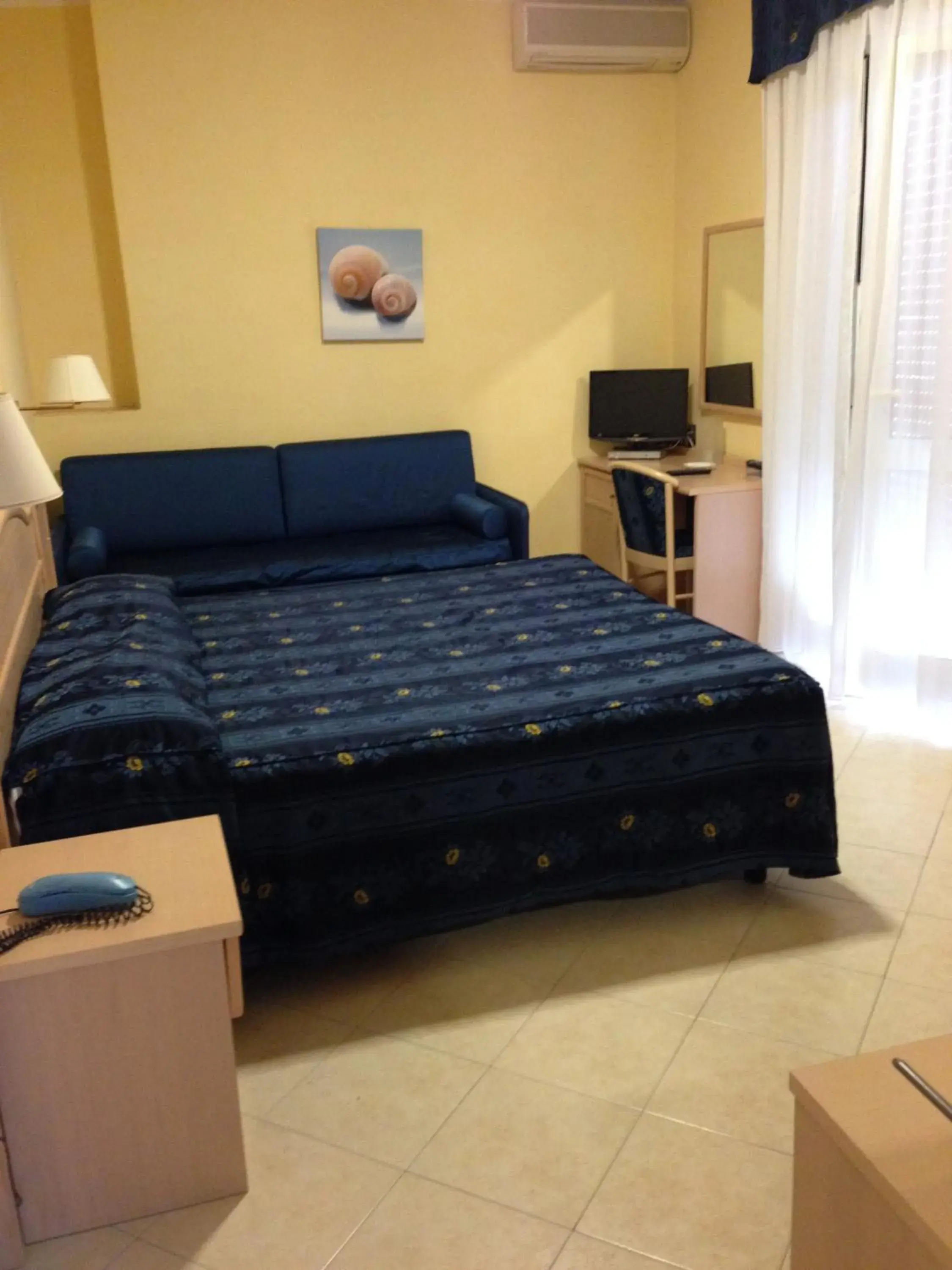 Bedroom, Bed in Allegroitalia Alassio Rosa