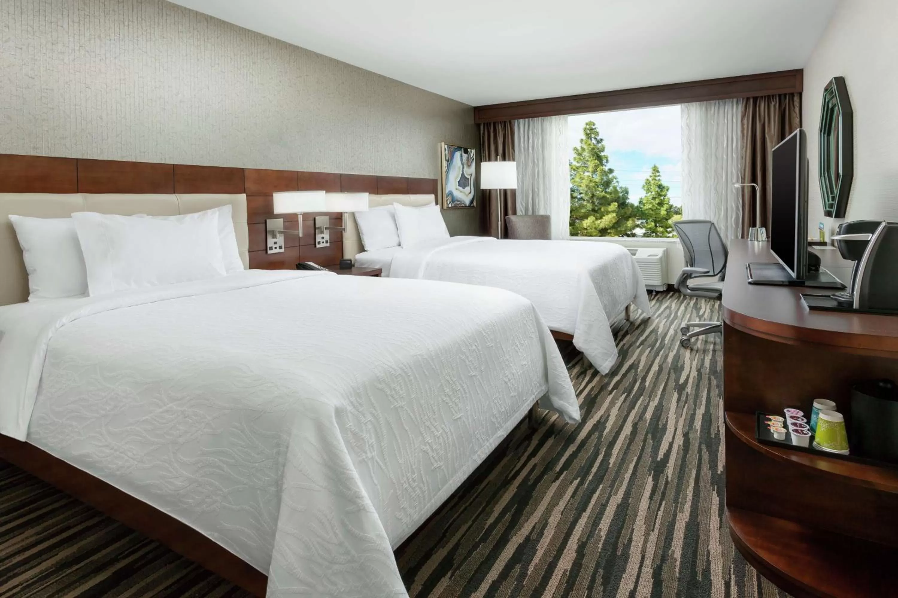 Queen Room with Two Queen Beds - Hearing Accessible in Hilton Garden Inn Palo Alto