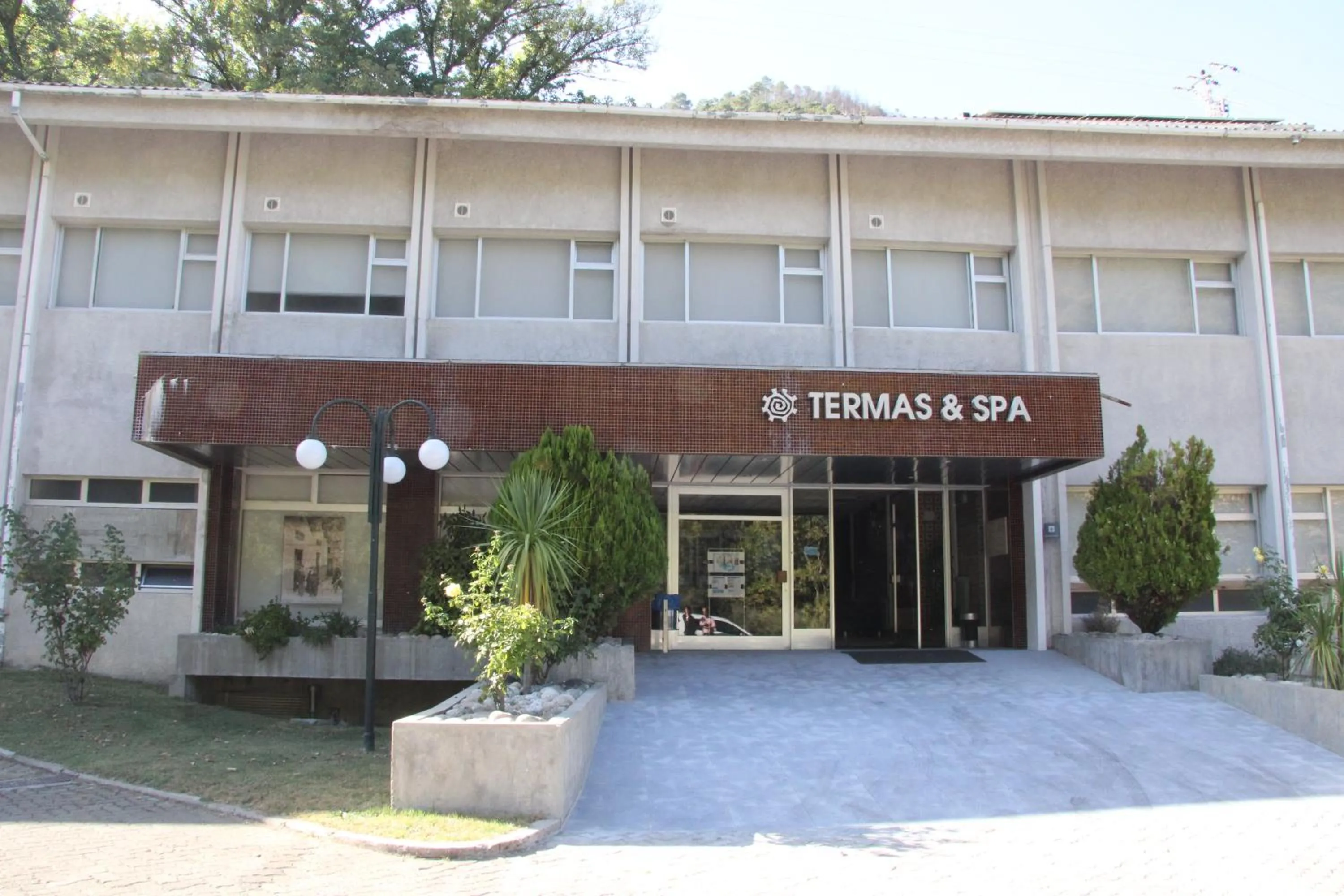 Hot Spring Bath in INATEL Manteigas