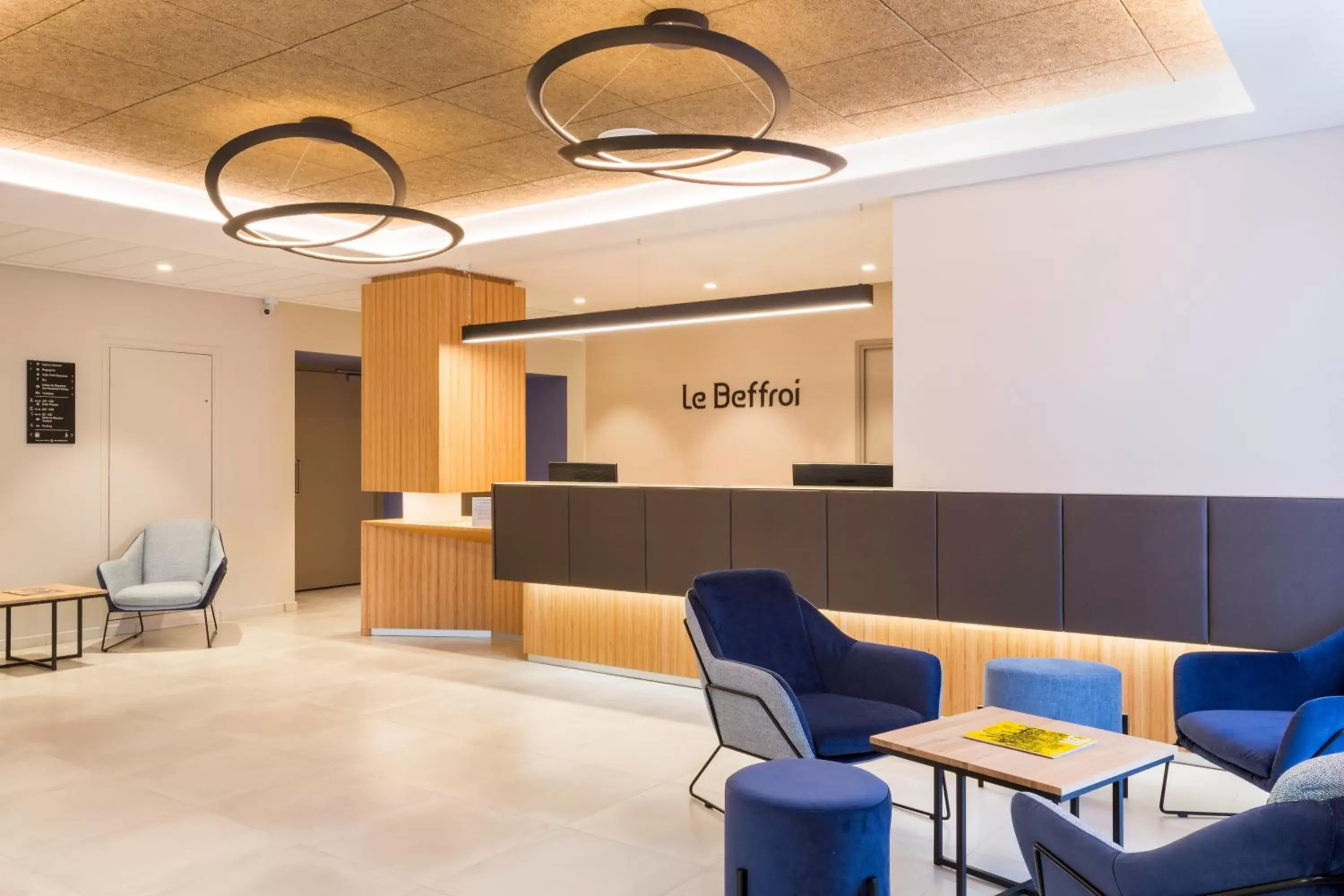 Lobby or reception in Best Western Le Beffroi