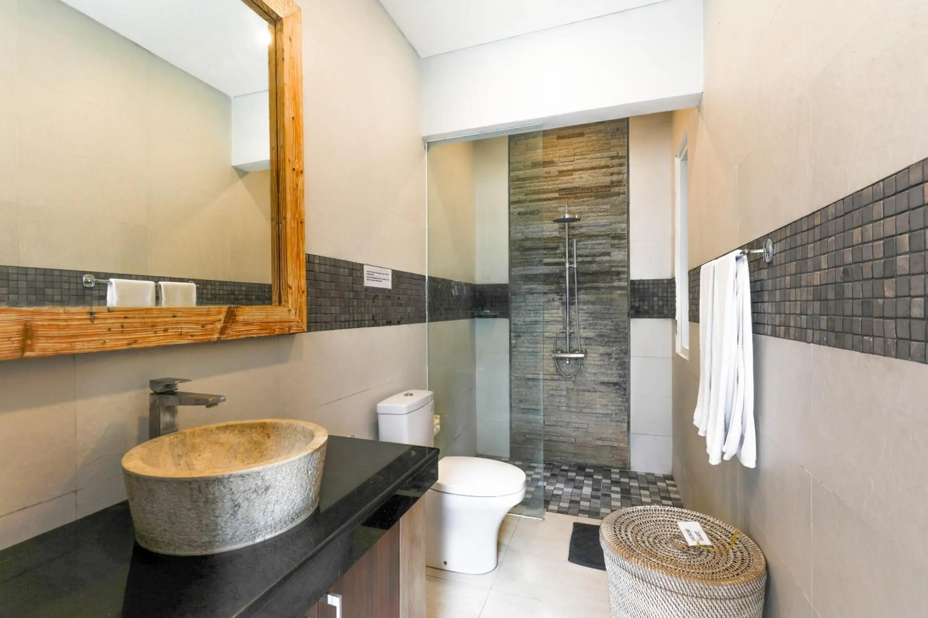 Shower, Bathroom in Puri Bagus Villa Legian Kuta