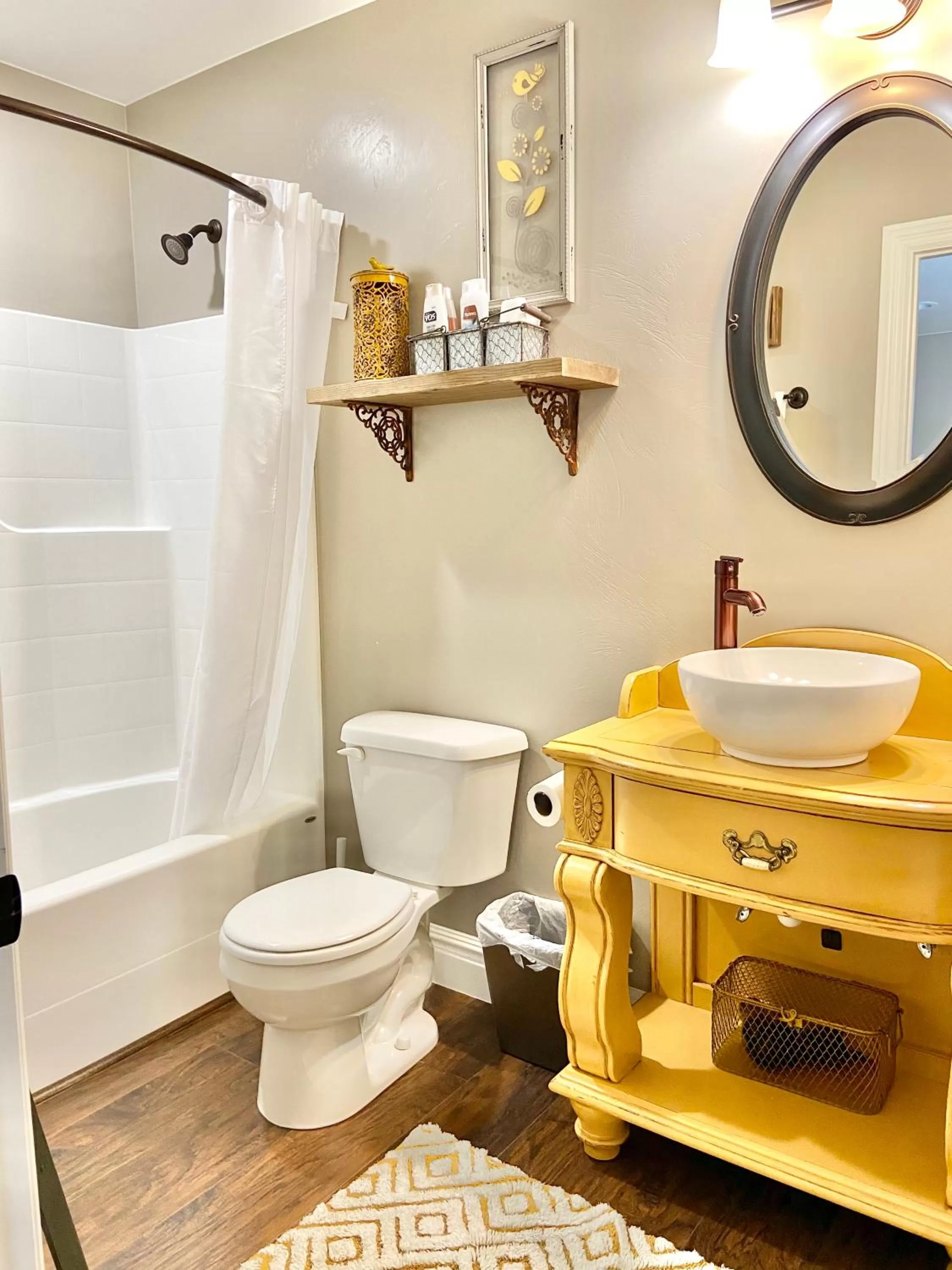 Bathroom in The Panguitch House
