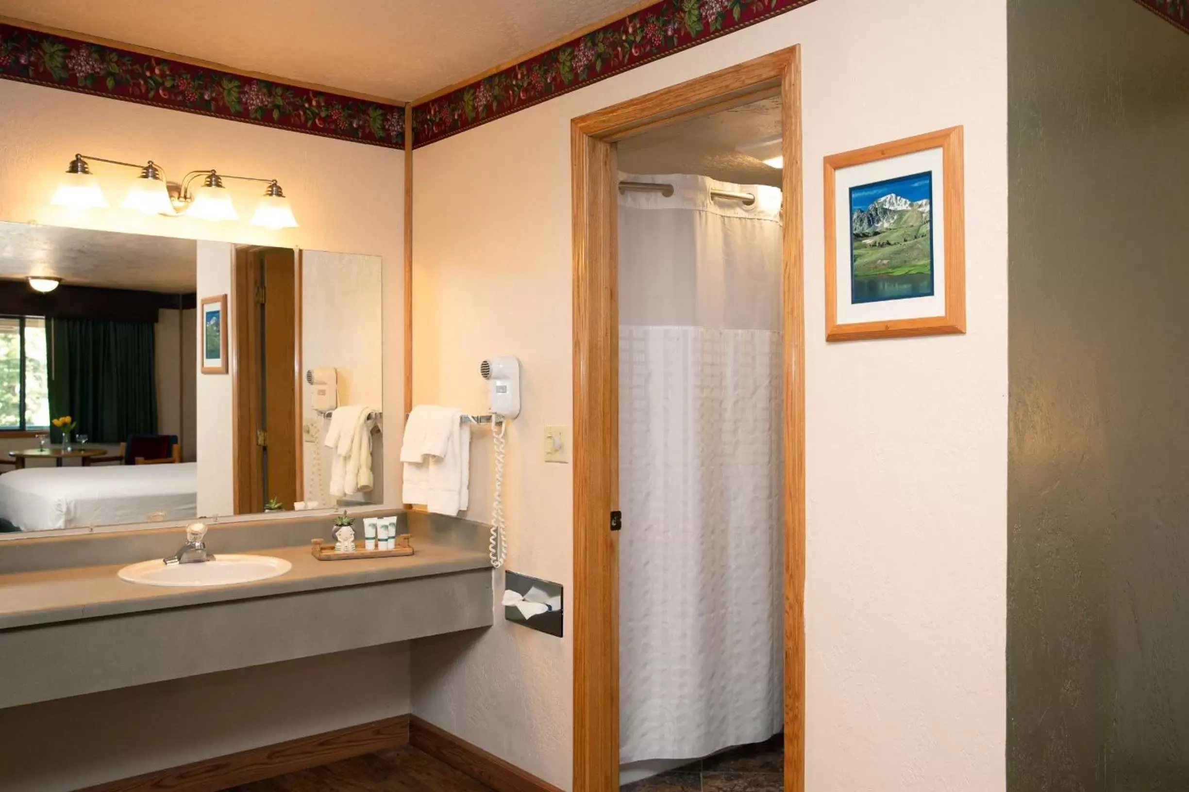 Bathroom in Timbers Motel