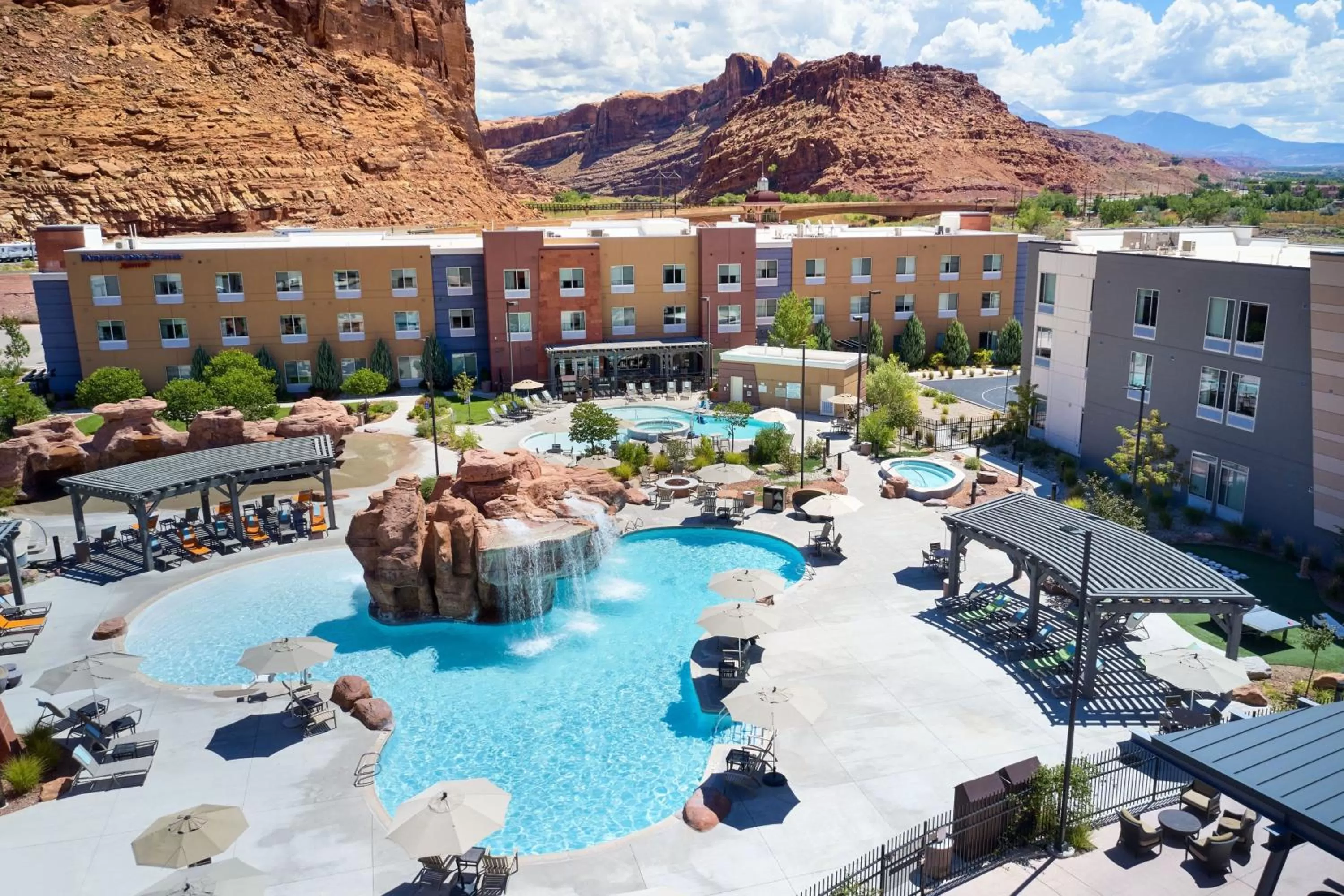 Swimming pool in Fairfield Inn & Suites by Marriott Moab