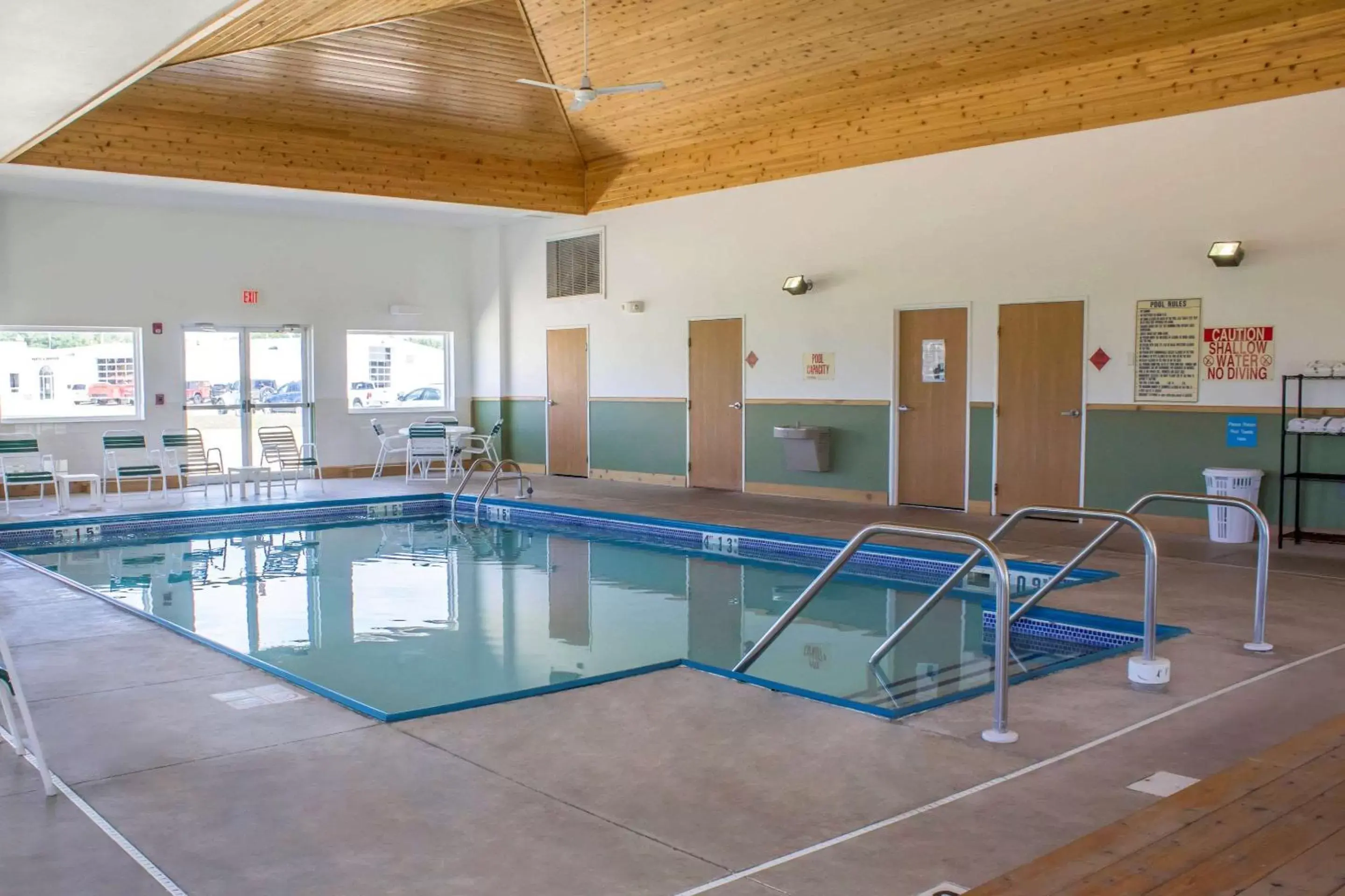 On site, Swimming Pool in Sleep Inn & Suites Charles City