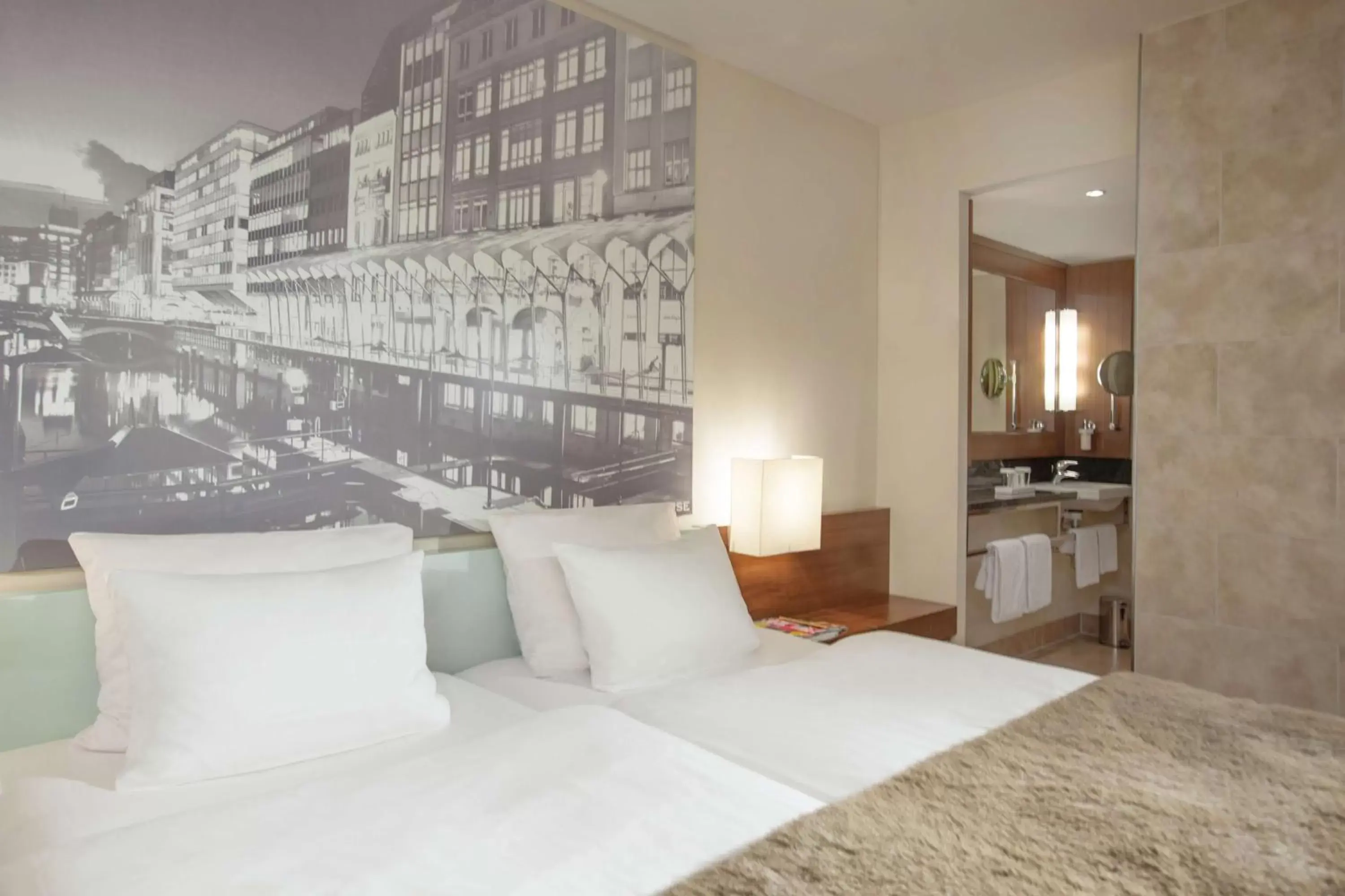 Bedroom, Bed in Lindner Hotel Hamburg am Michel, part of JdV by Hyatt