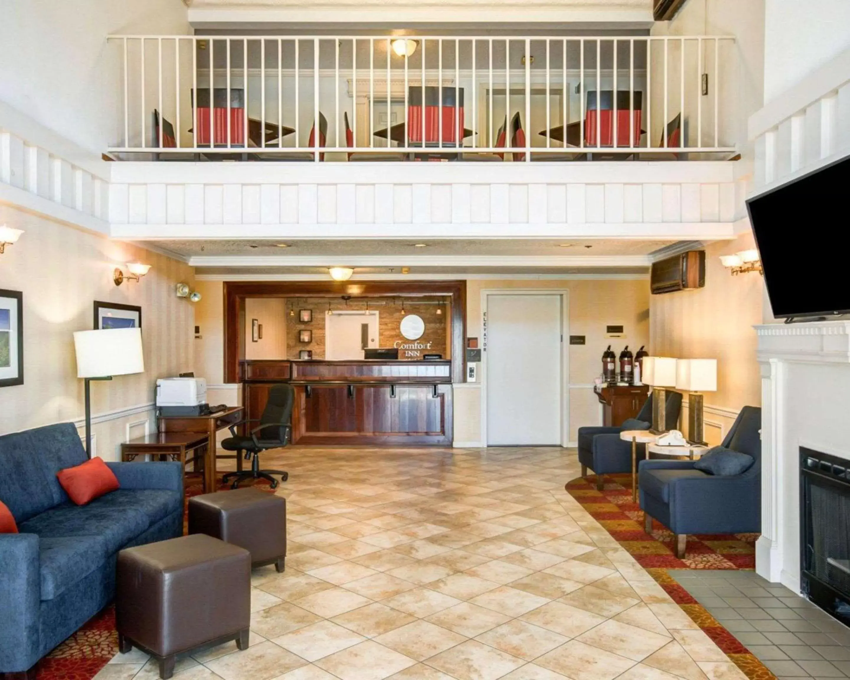 Lobby or reception, Lobby/Reception in Comfort Inn Redding