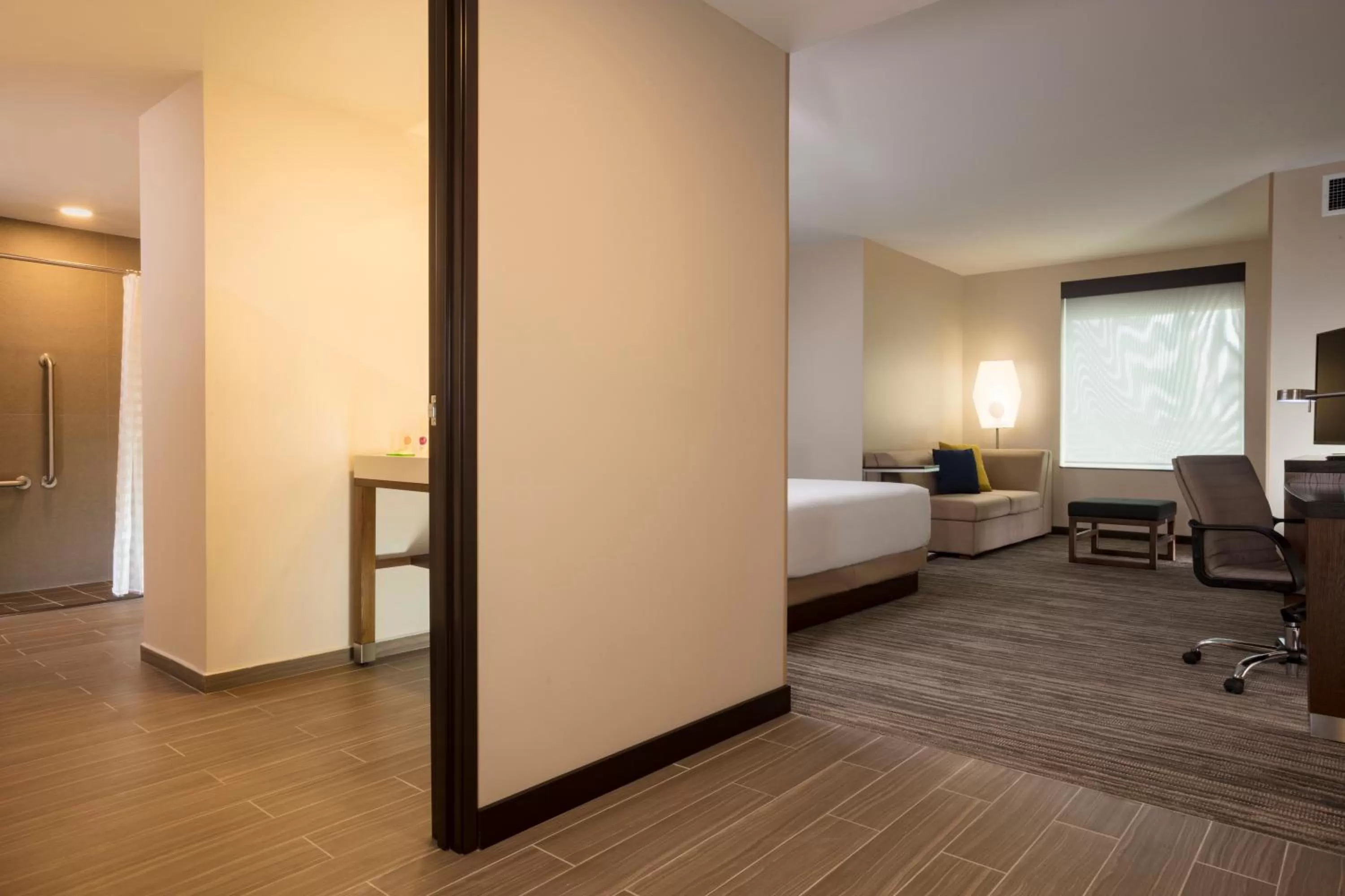 Photo of the whole room, Bed in Hyatt Place Aguascalientes Bonaterra