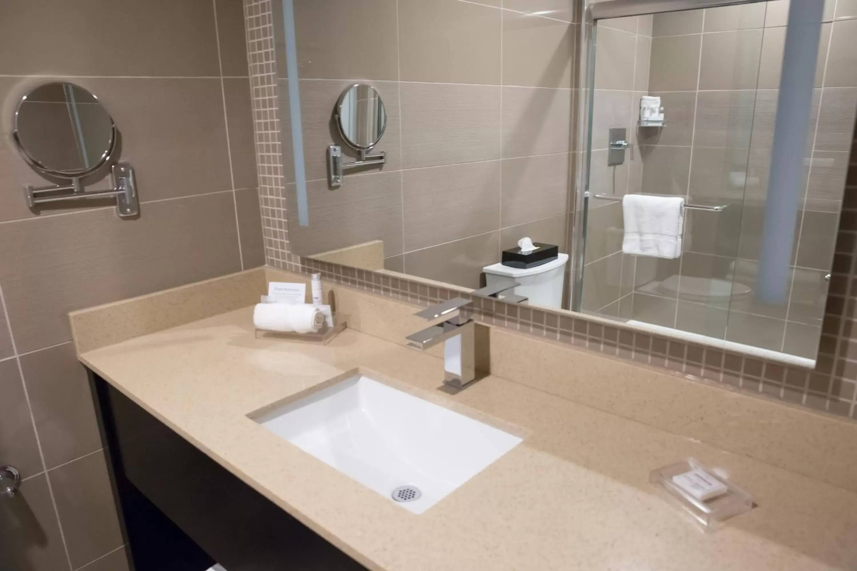Bathroom in Best Western Premier NYC Gateway Hotel
