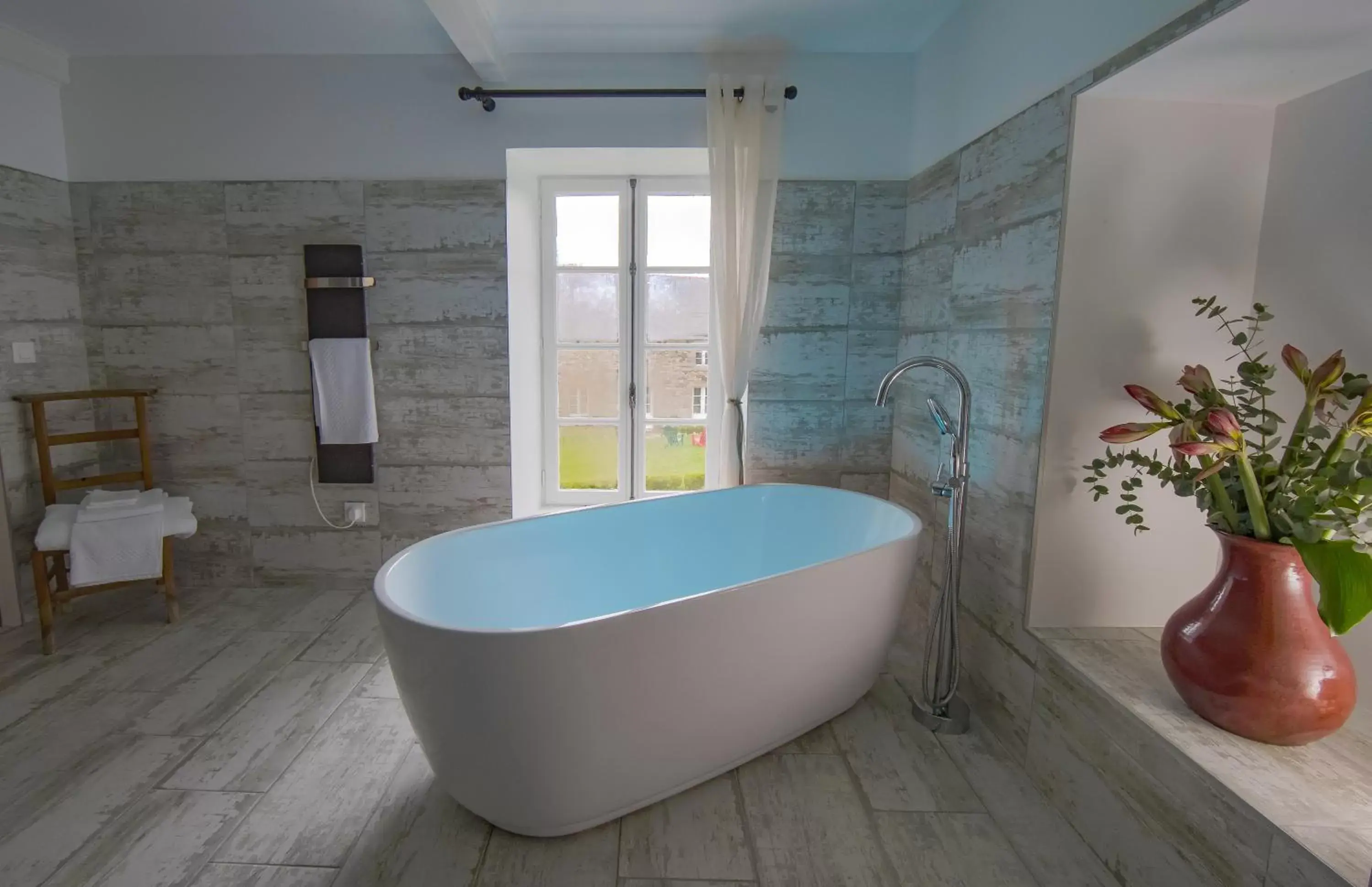 Bathroom in Manoir de Penn Lann