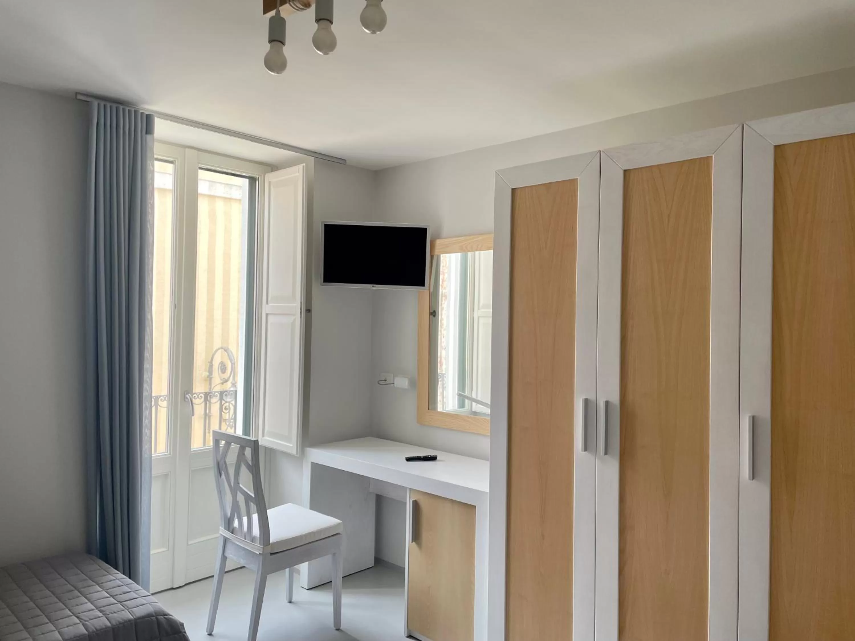 TV and multimedia, TV/Entertainment Center in manzoniquattro