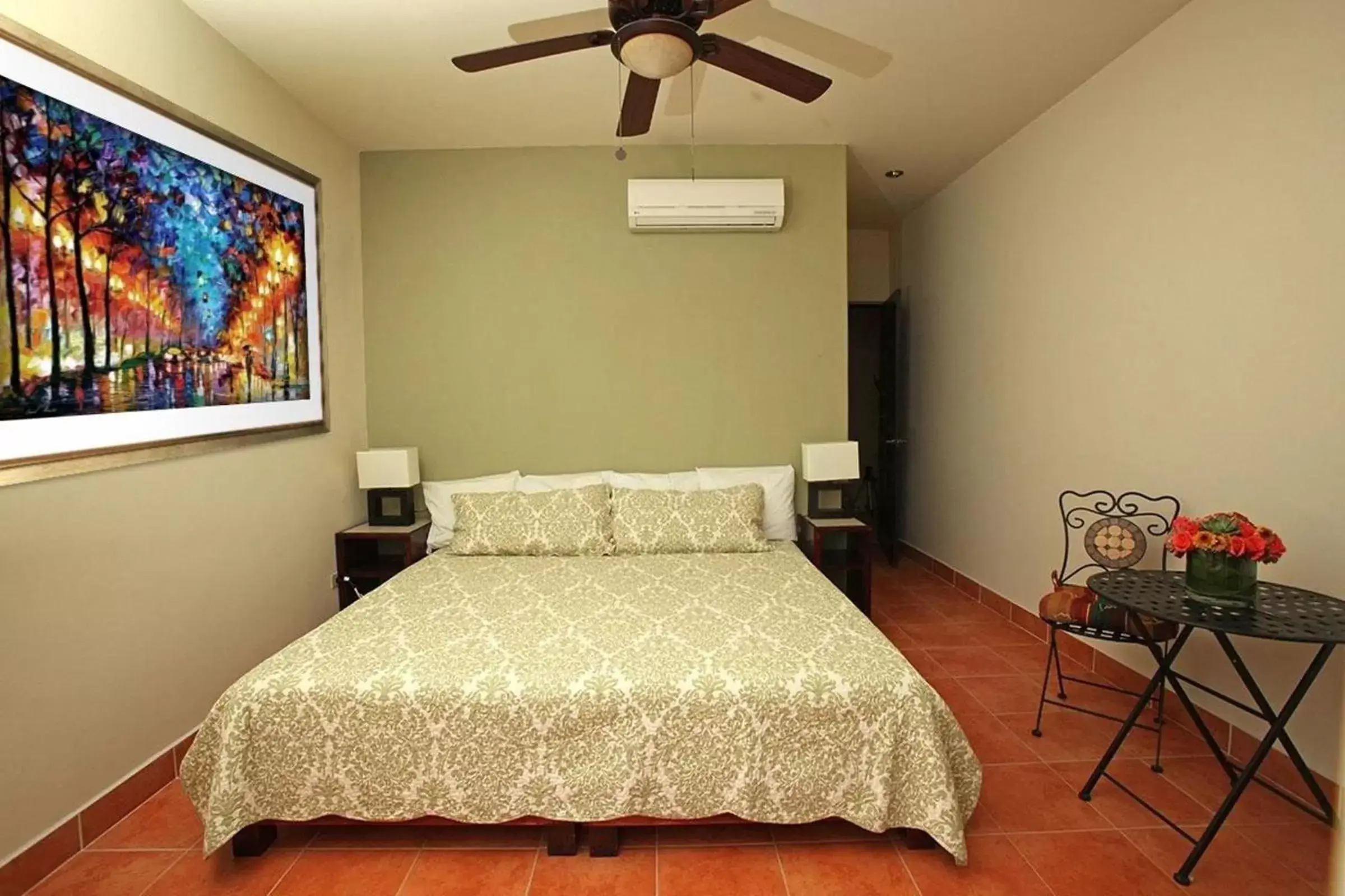 Bedroom, Bed in MariaMar Suites
