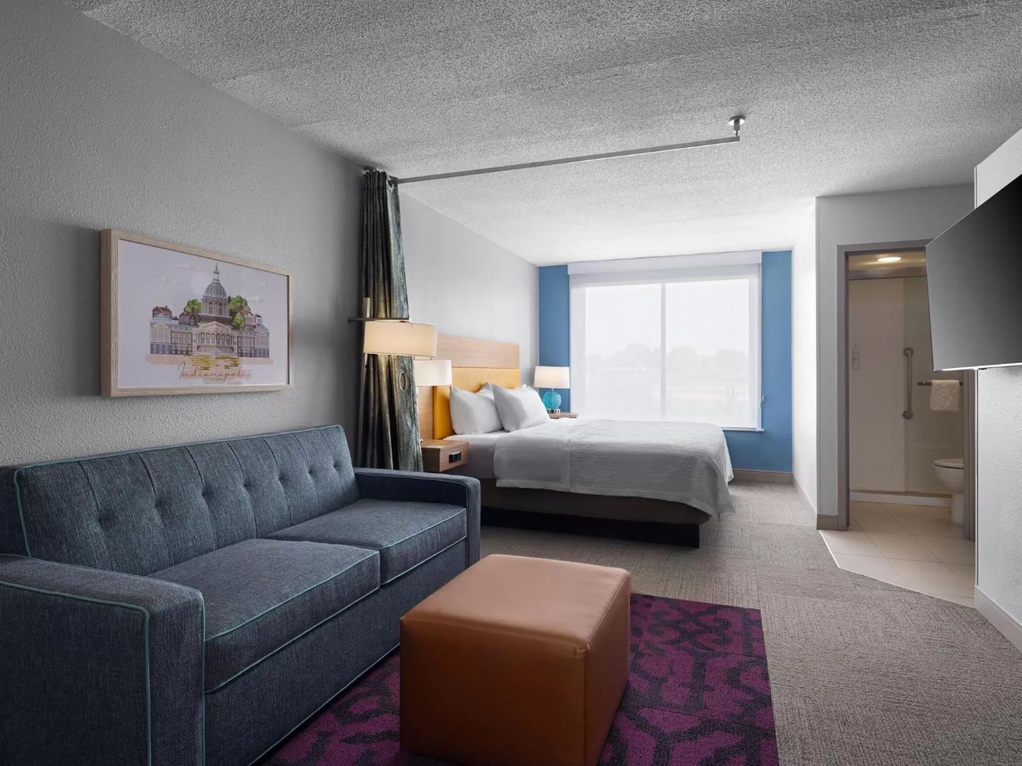 Bed in Home2 Suites by Hilton Indianapolis - Keystone Crossing