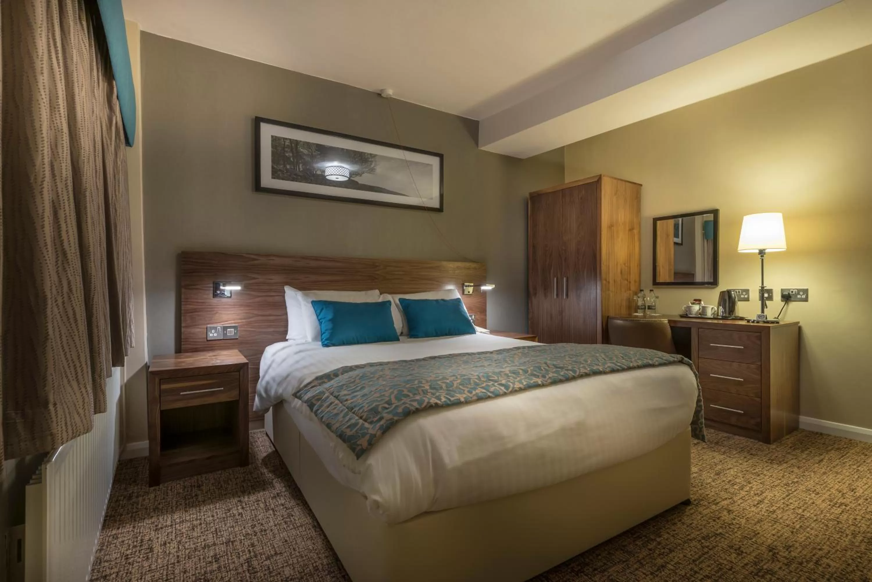 Bedroom, Bed in The Three Swans Hotel, Market Harborough, Leicestershire - The Coaching Inn Group