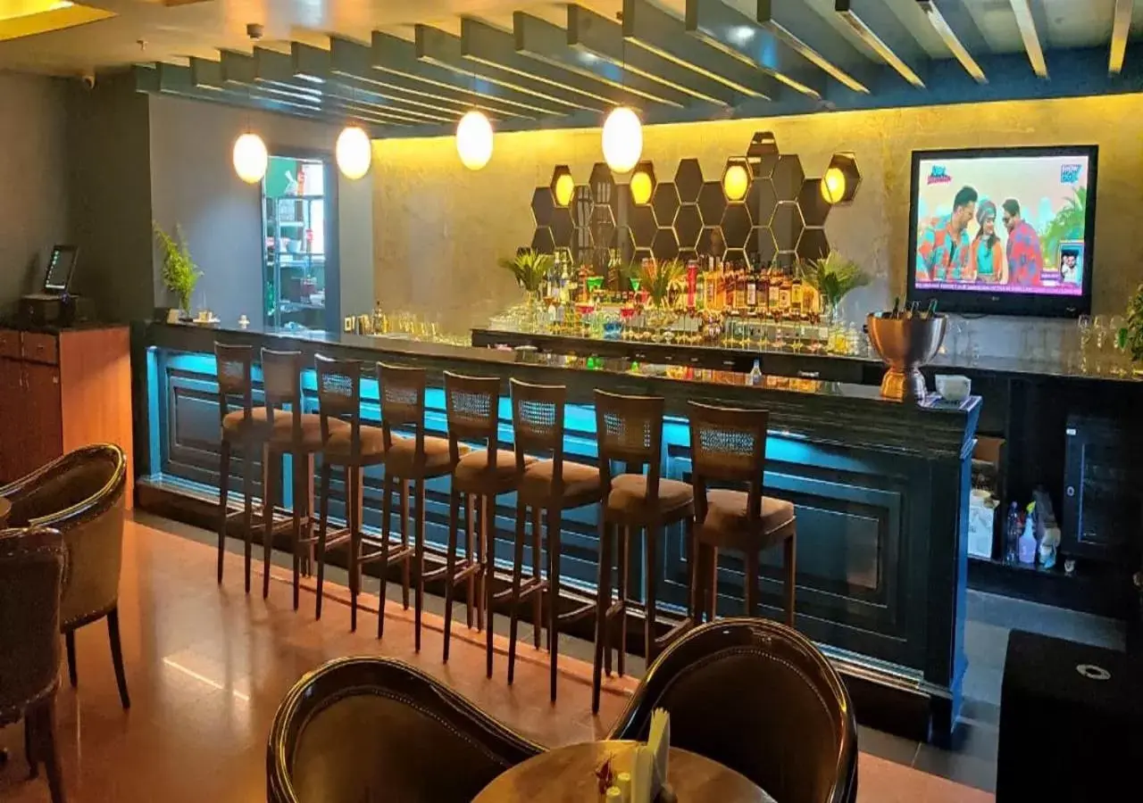 Lounge or bar in Hotel Cachar Club Lounge or bar in Hotel Cachar Club