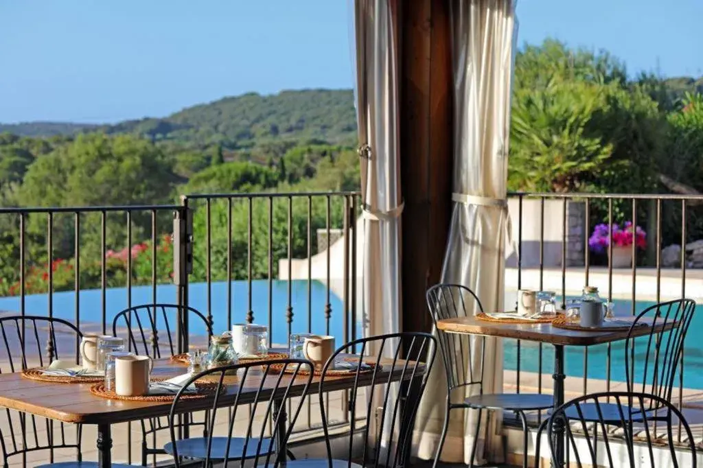 Pool View in Hôtel Maora Village