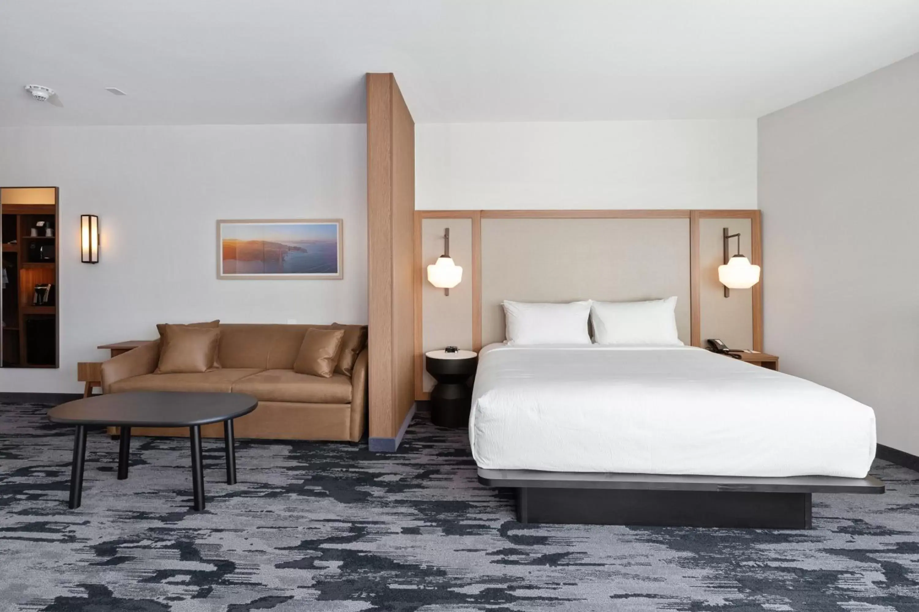 Photo of the whole room, Bed in Fairfield by Marriott Inn & Suites San Francisco Pacifica