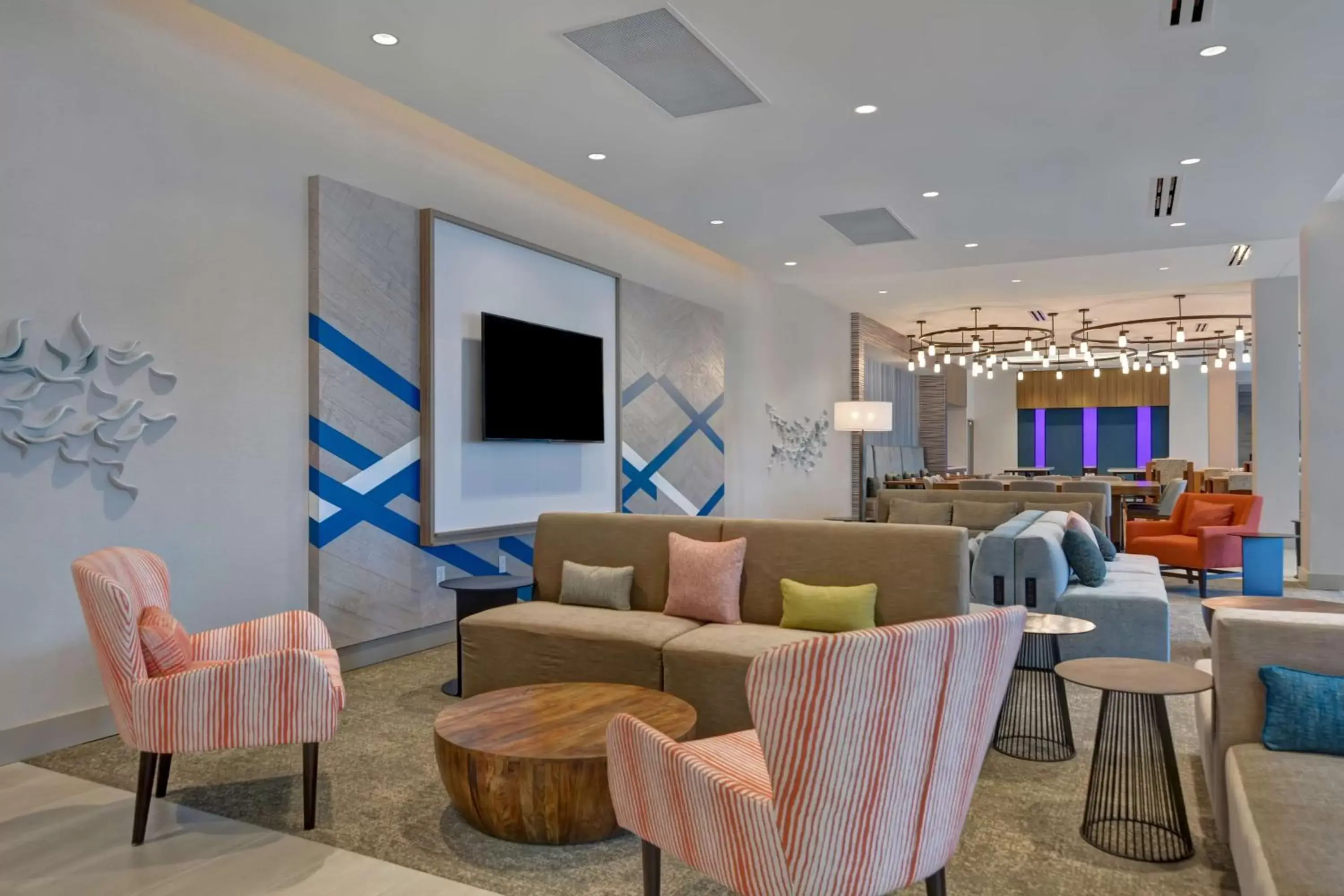 Dining area, Lounge/Bar in Hilton Garden Inn Destin Miramar Beach, Fl