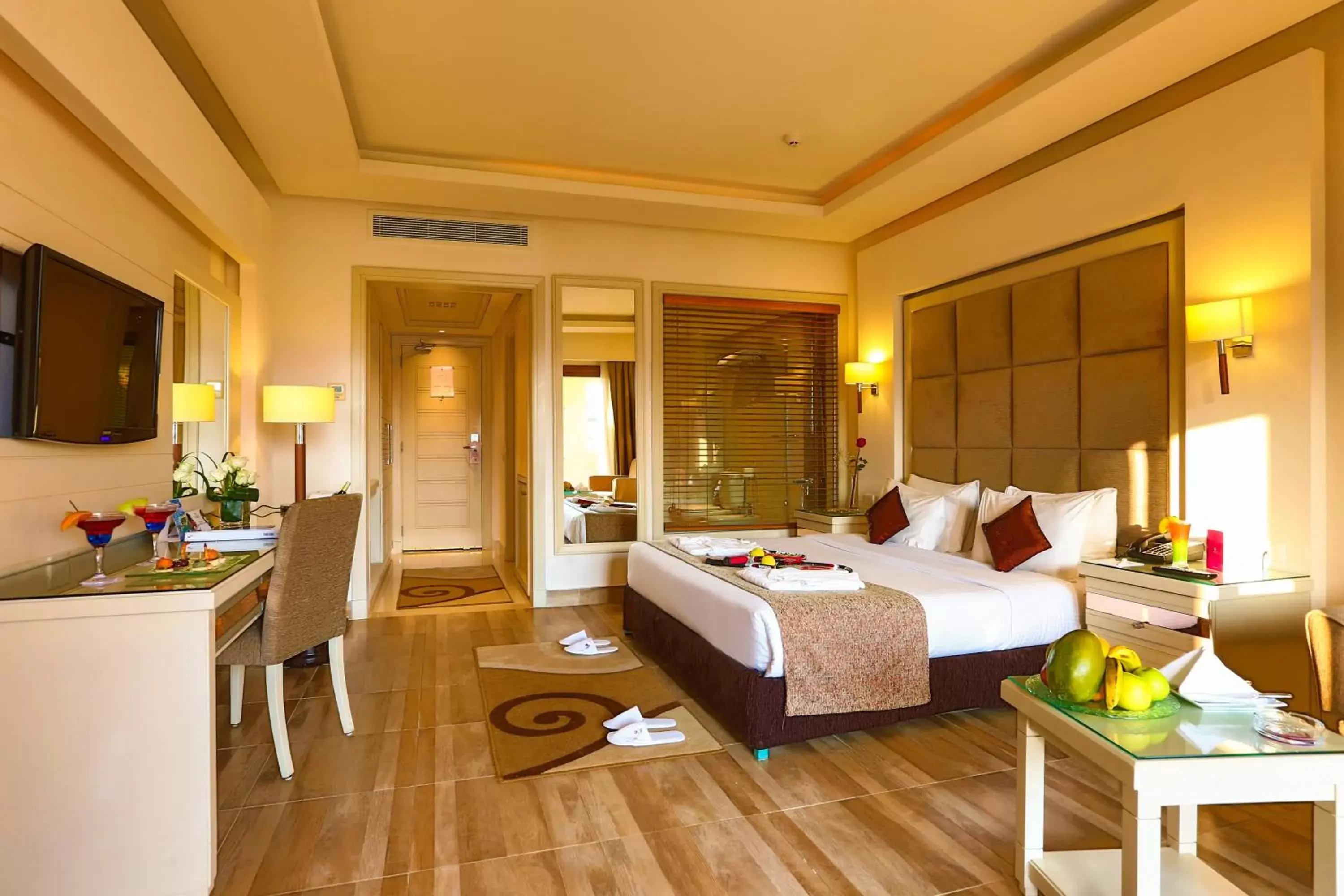 Deluxe Double Room with Sea View - single occupancy in Charmillion Club Resort