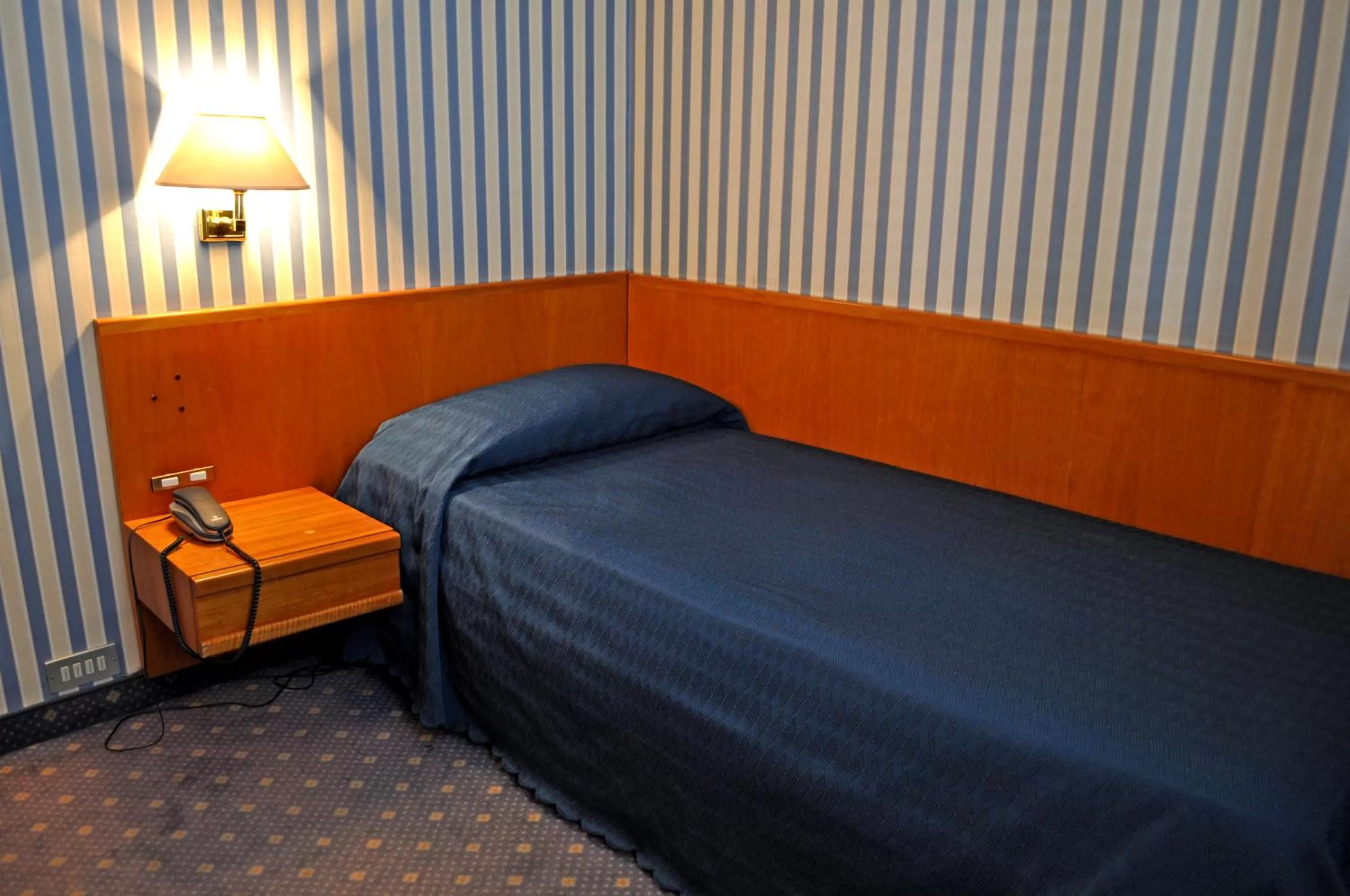 Bed in Hotel Garda