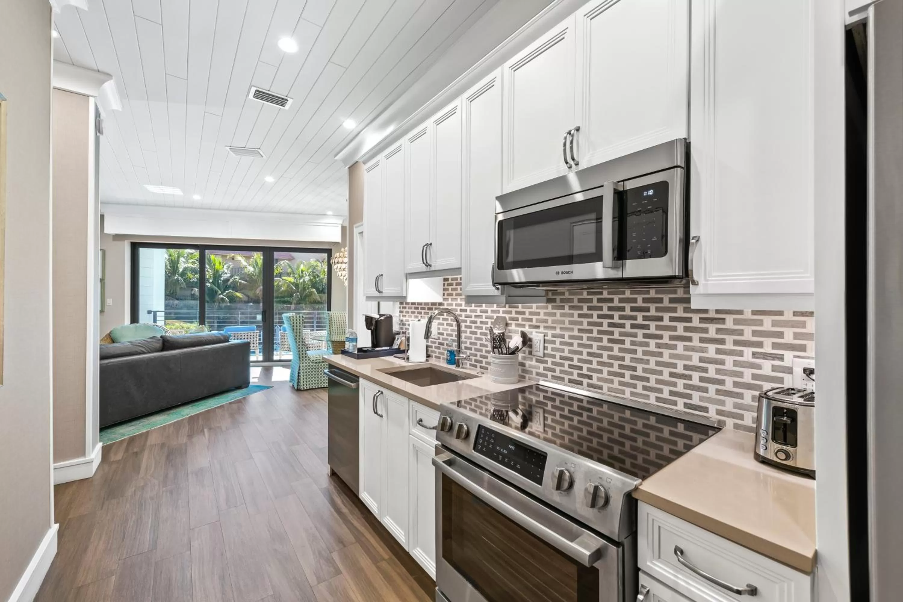 Kitchen or kitchenette in Anna Maria Beach Resort
