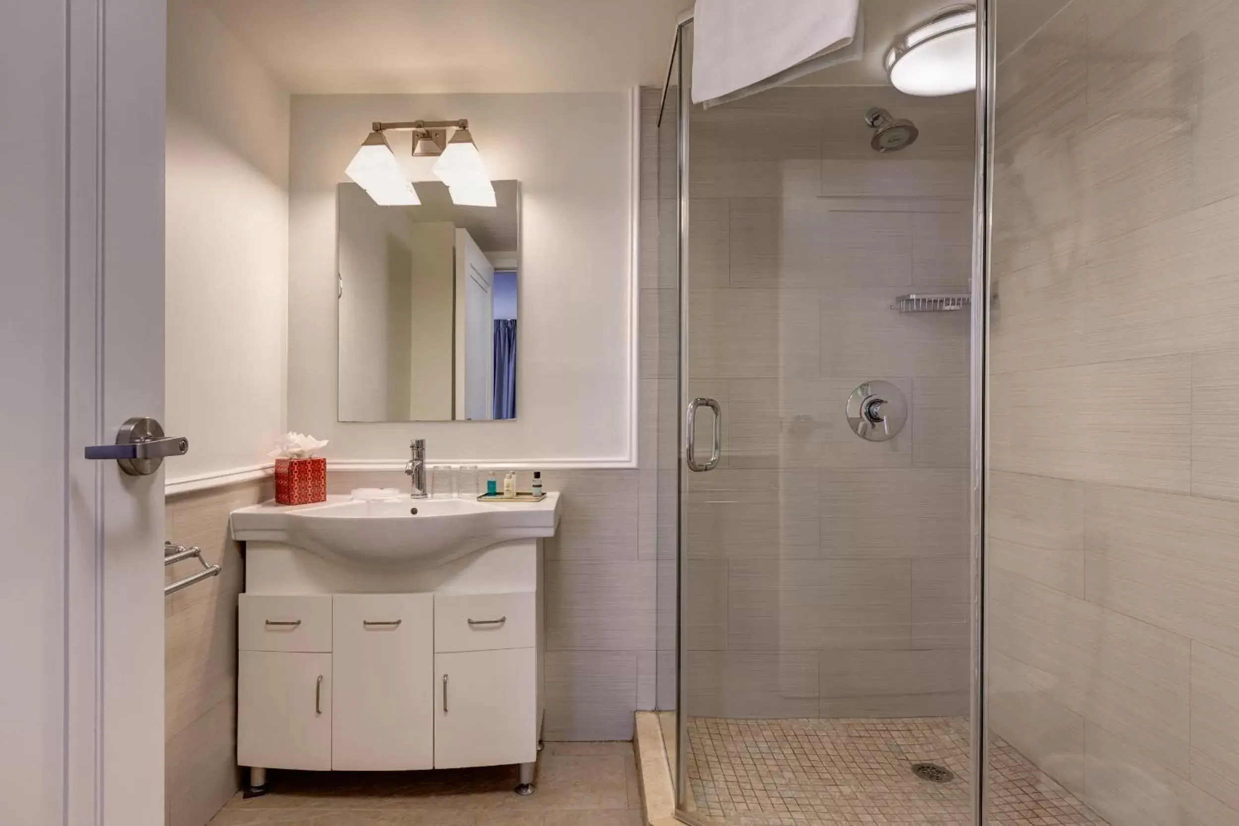 Shower, Bathroom in Villa Italia South Beach