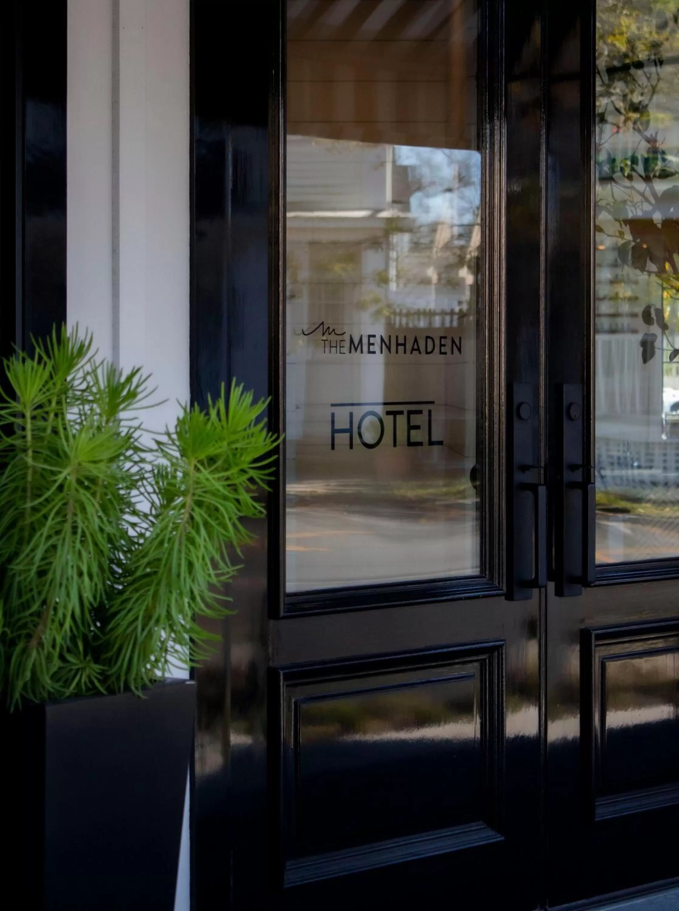 Facade/entrance in The Menhaden Hotel