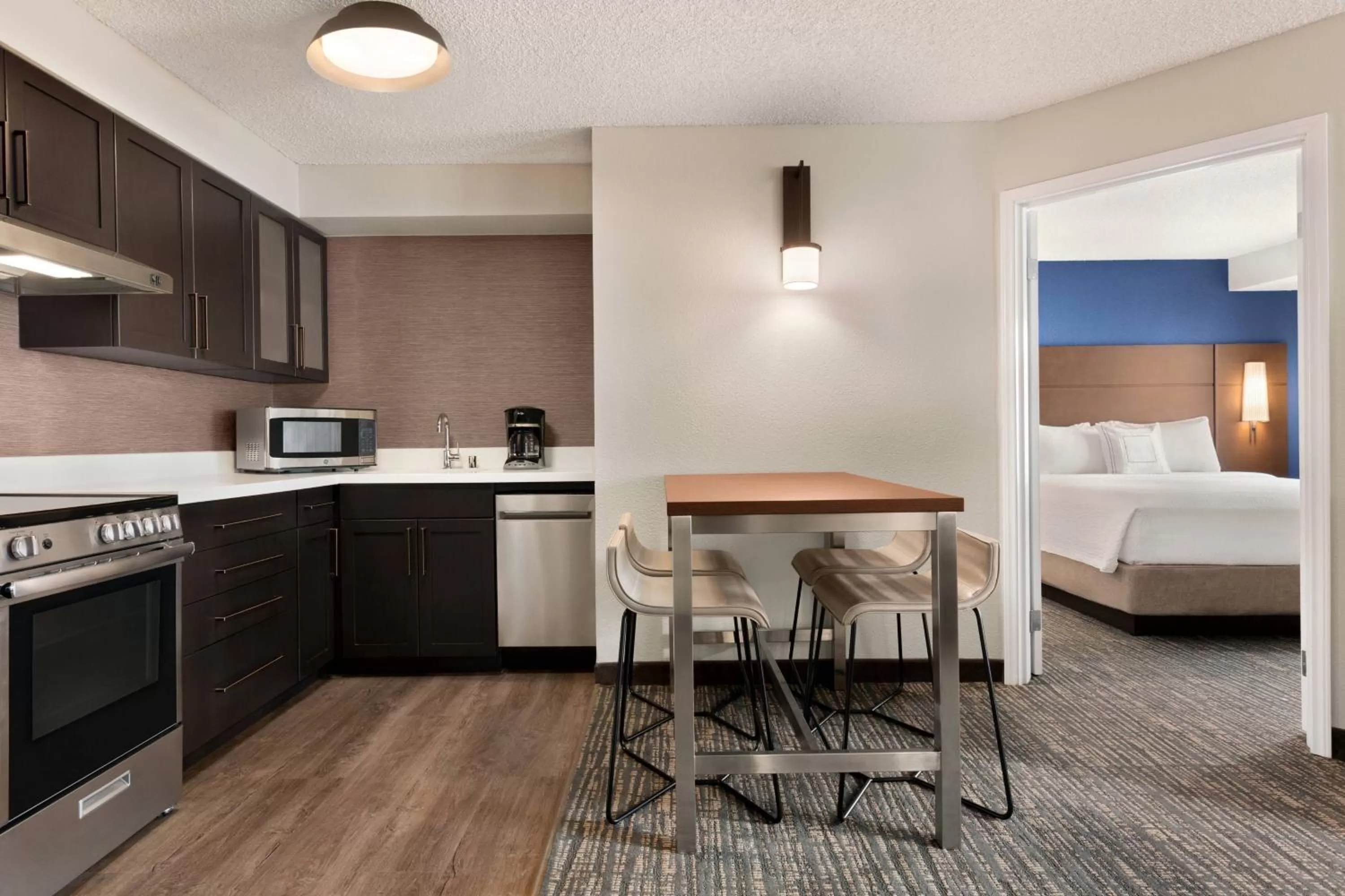 Bedroom, Bed in Residence Inn by Marriott Roseville