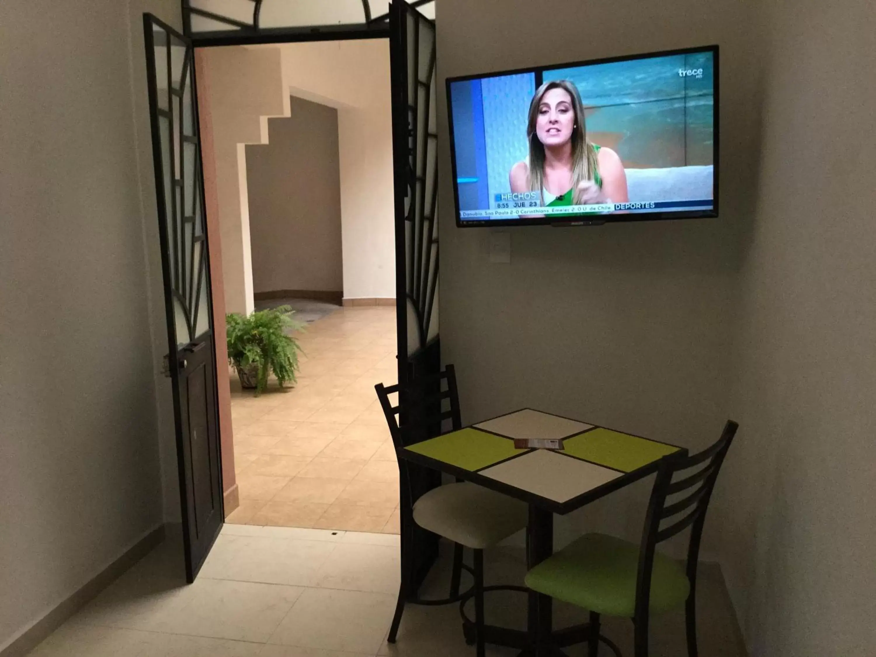 Seating area, TV/Entertainment Center in Hotel del Capitán de Puebla - Vitrales