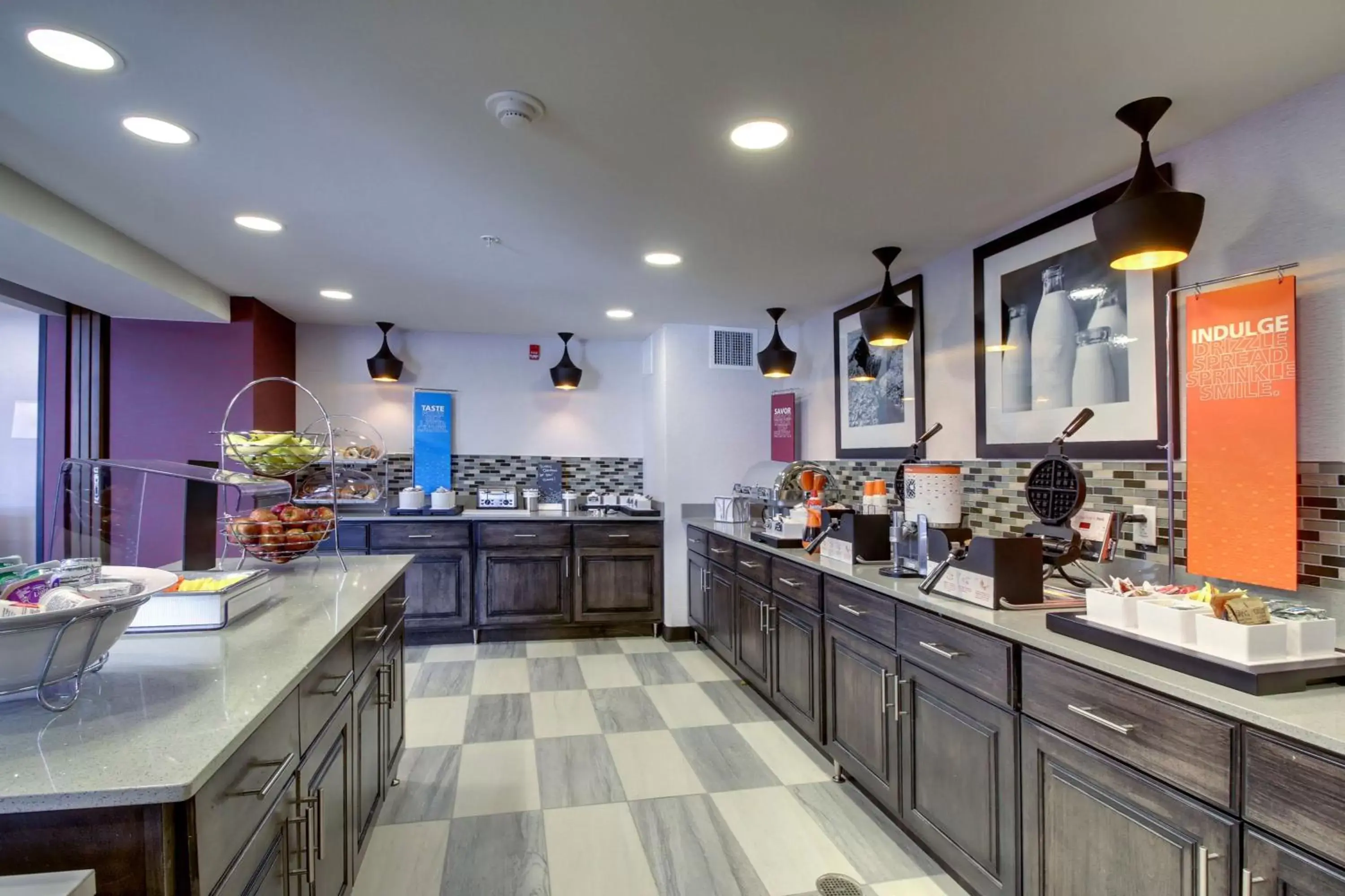 Dining area, Restaurant/Places to Eat in Hampton Inn & Suites Cordele