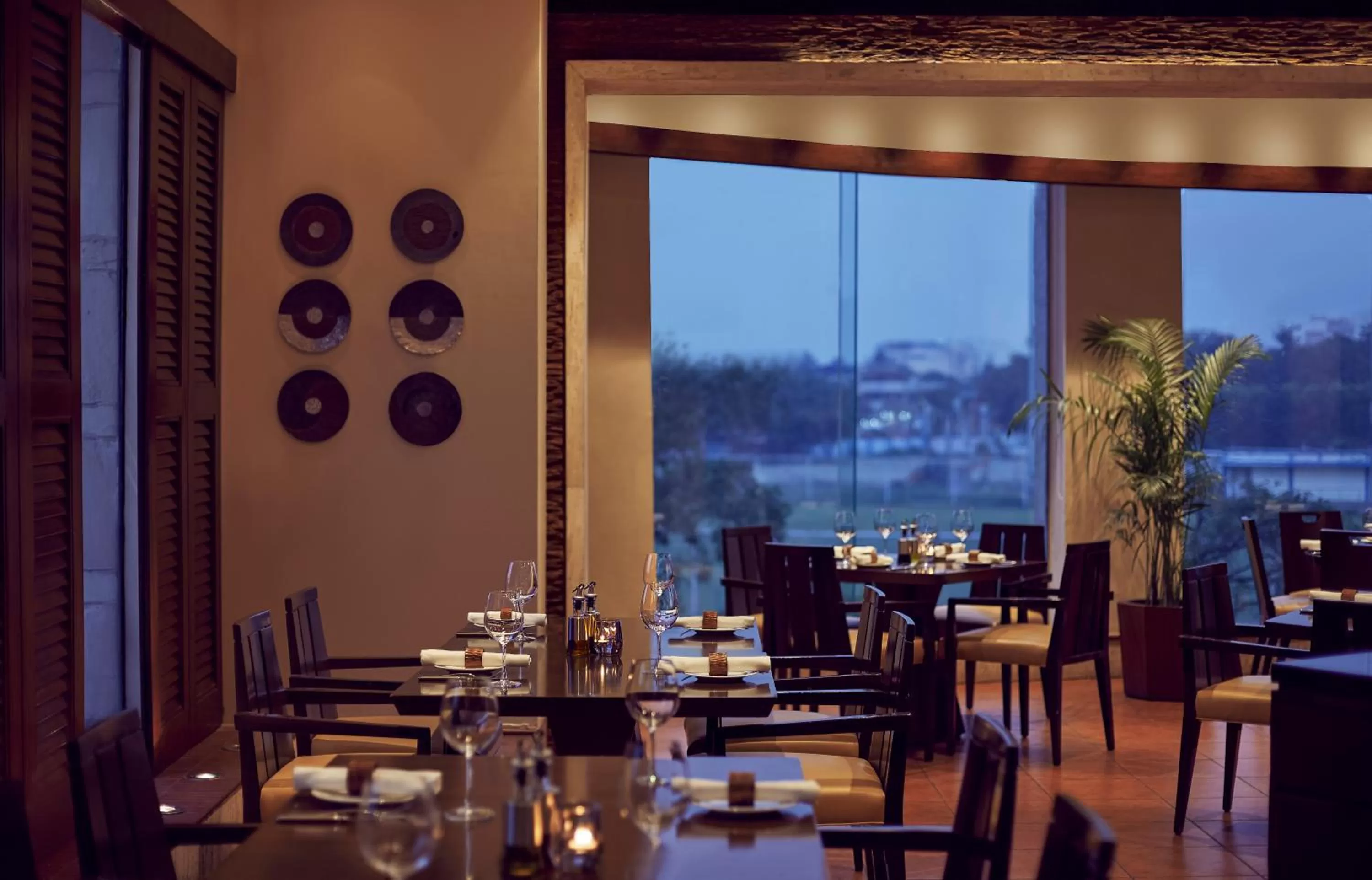 Restaurant/places to eat in Hyatt Regency Kolkata