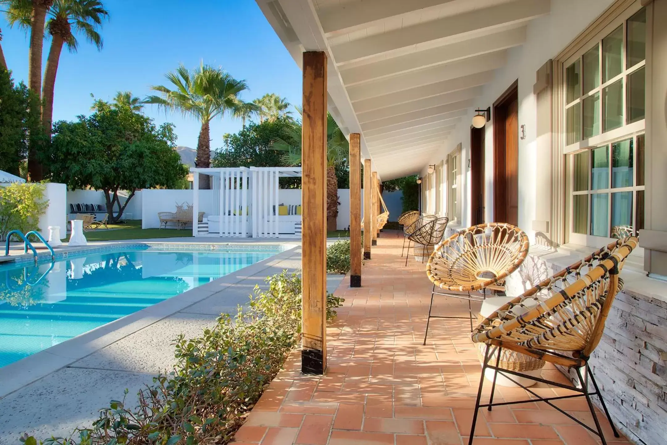 Swimming Pool in Dive Palm Springs