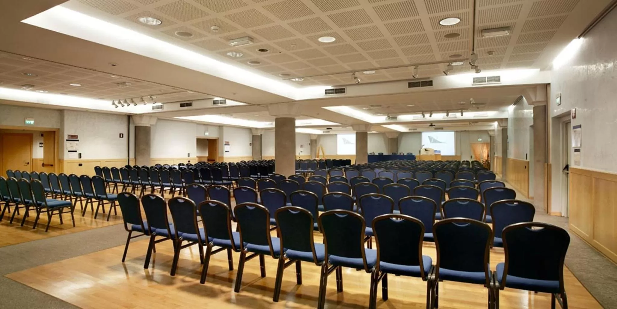 Business facilities in Pacific Hotel Fortino