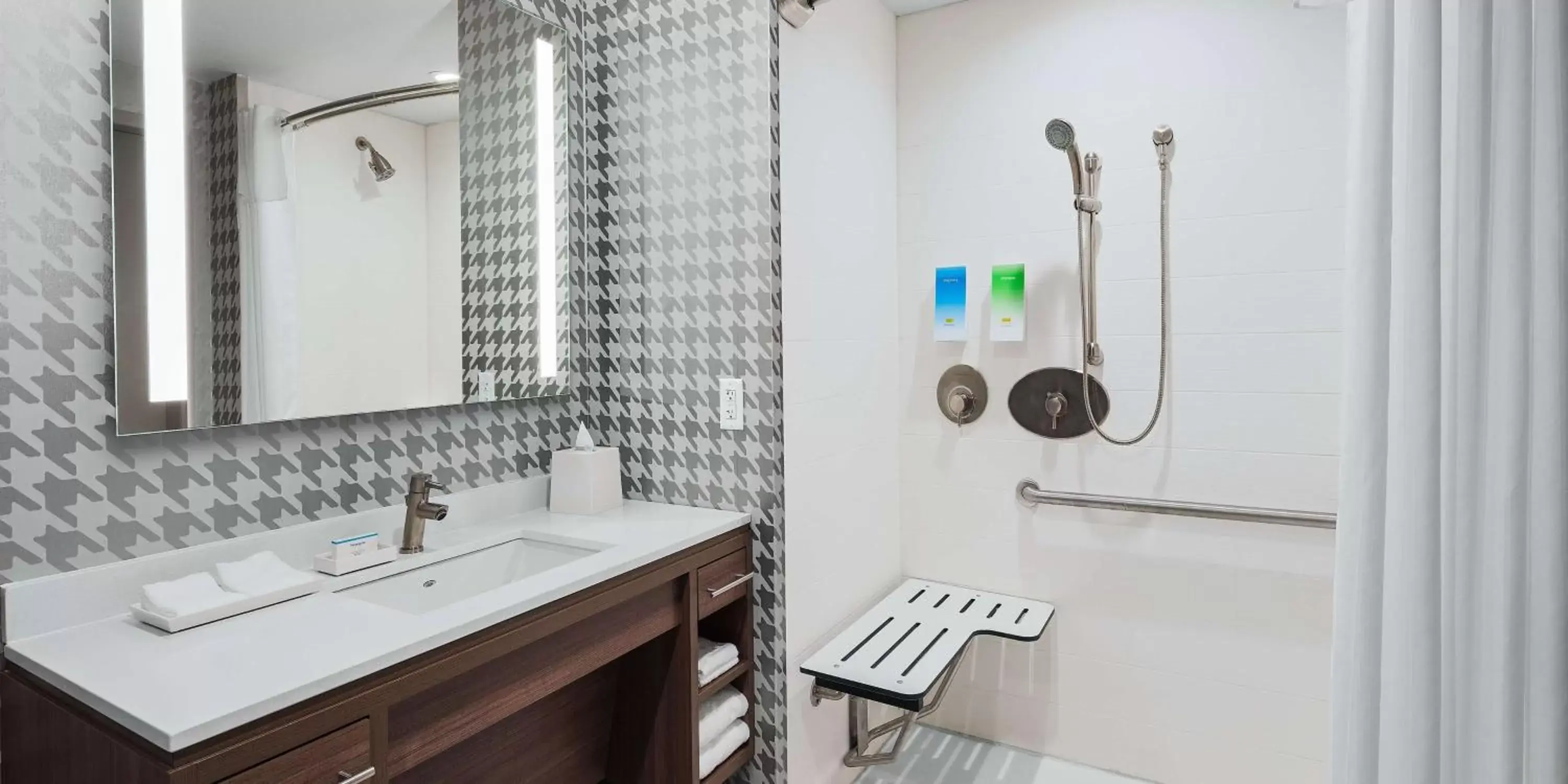Bathroom in Home2 Suites by Hilton Ocean City Bayside