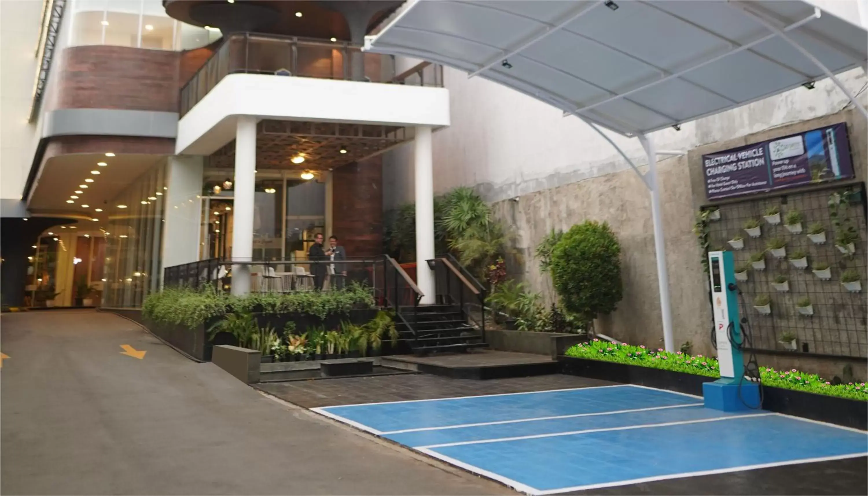 Area and facilities in Luminor Hotel Purwokerto By WH