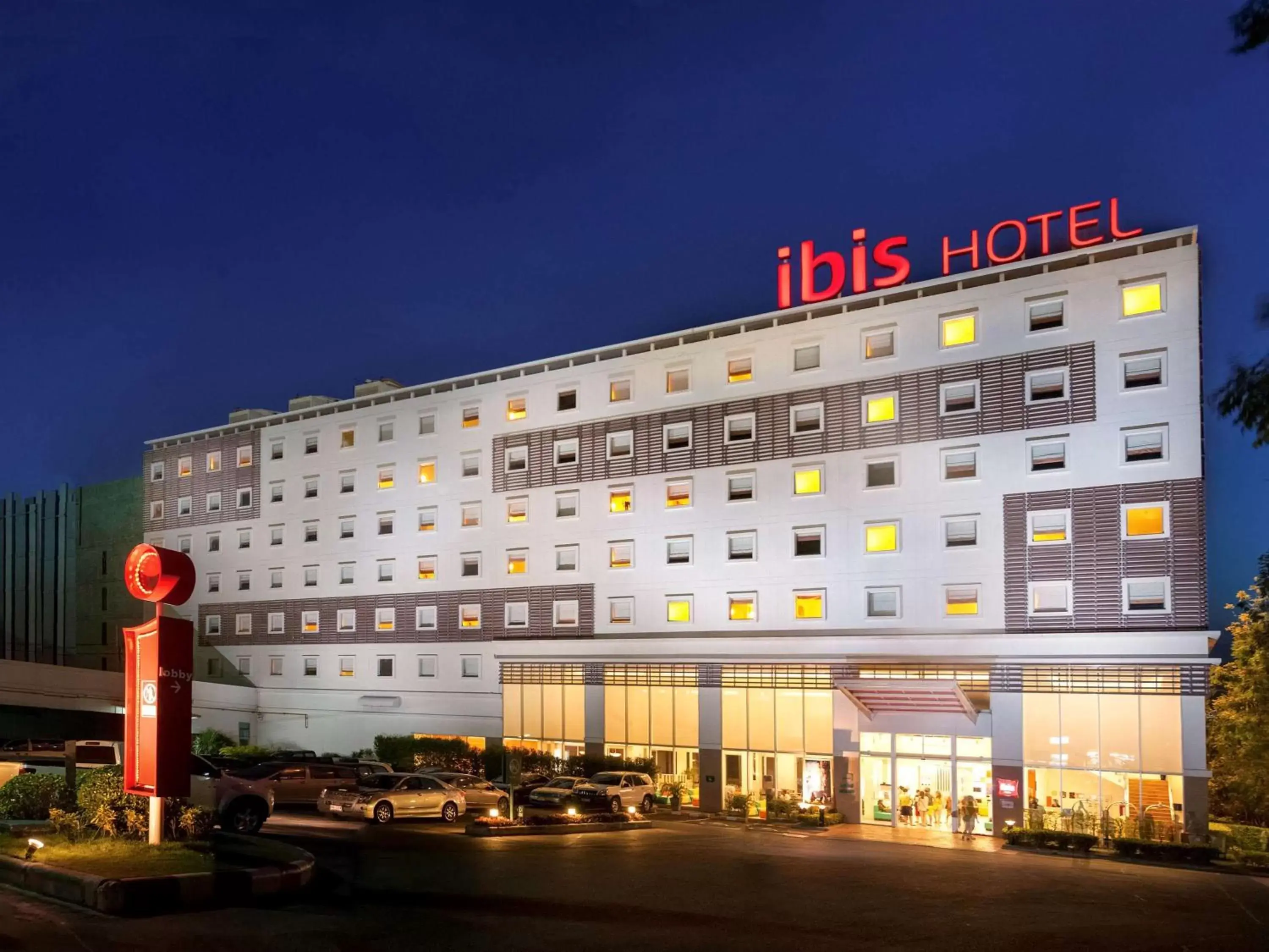 Property building in Ibis Pattaya Property building in Ibis Pattaya